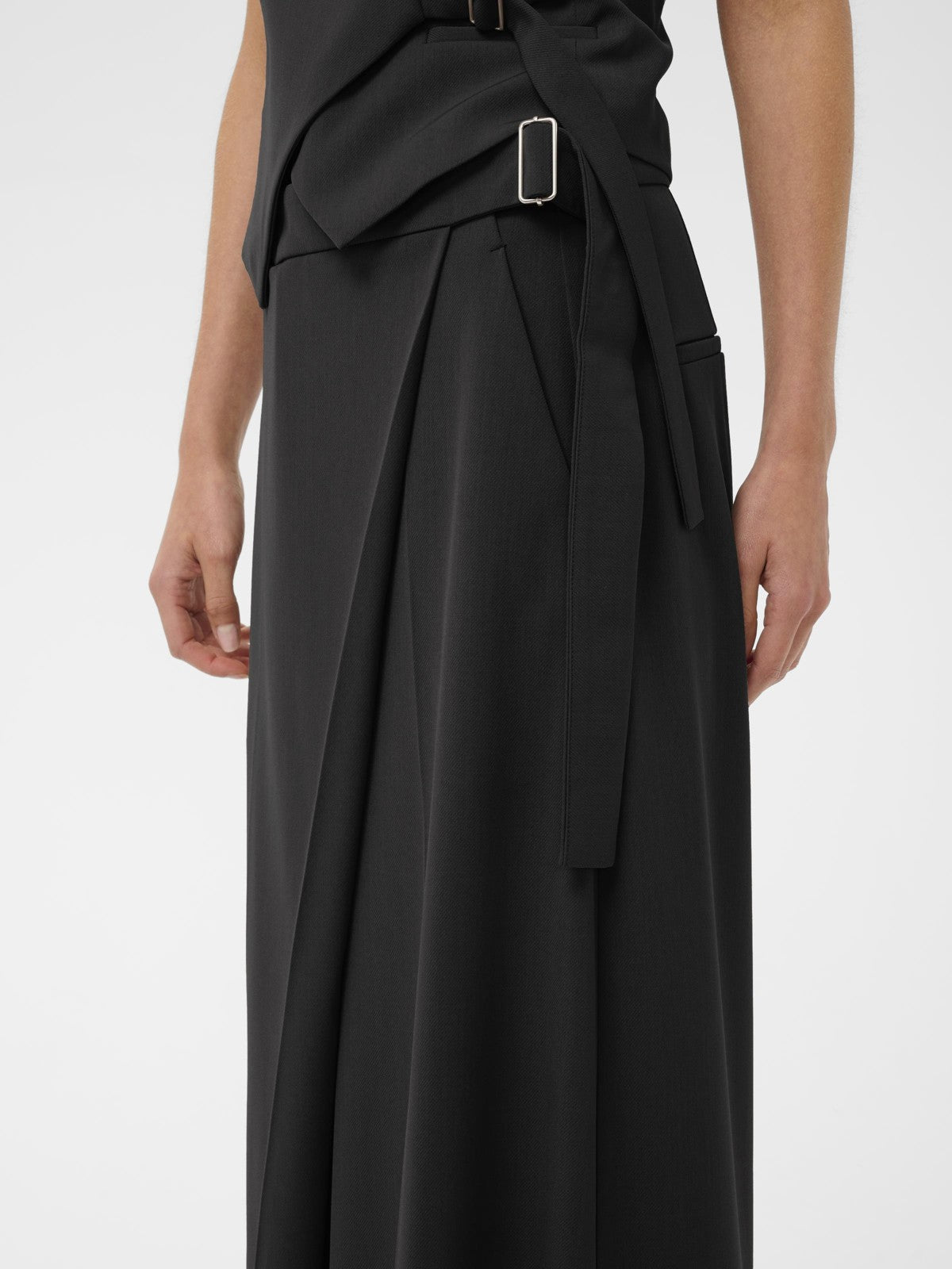 INWEAR BYXA HOLLYN BLACK_104124.jpg