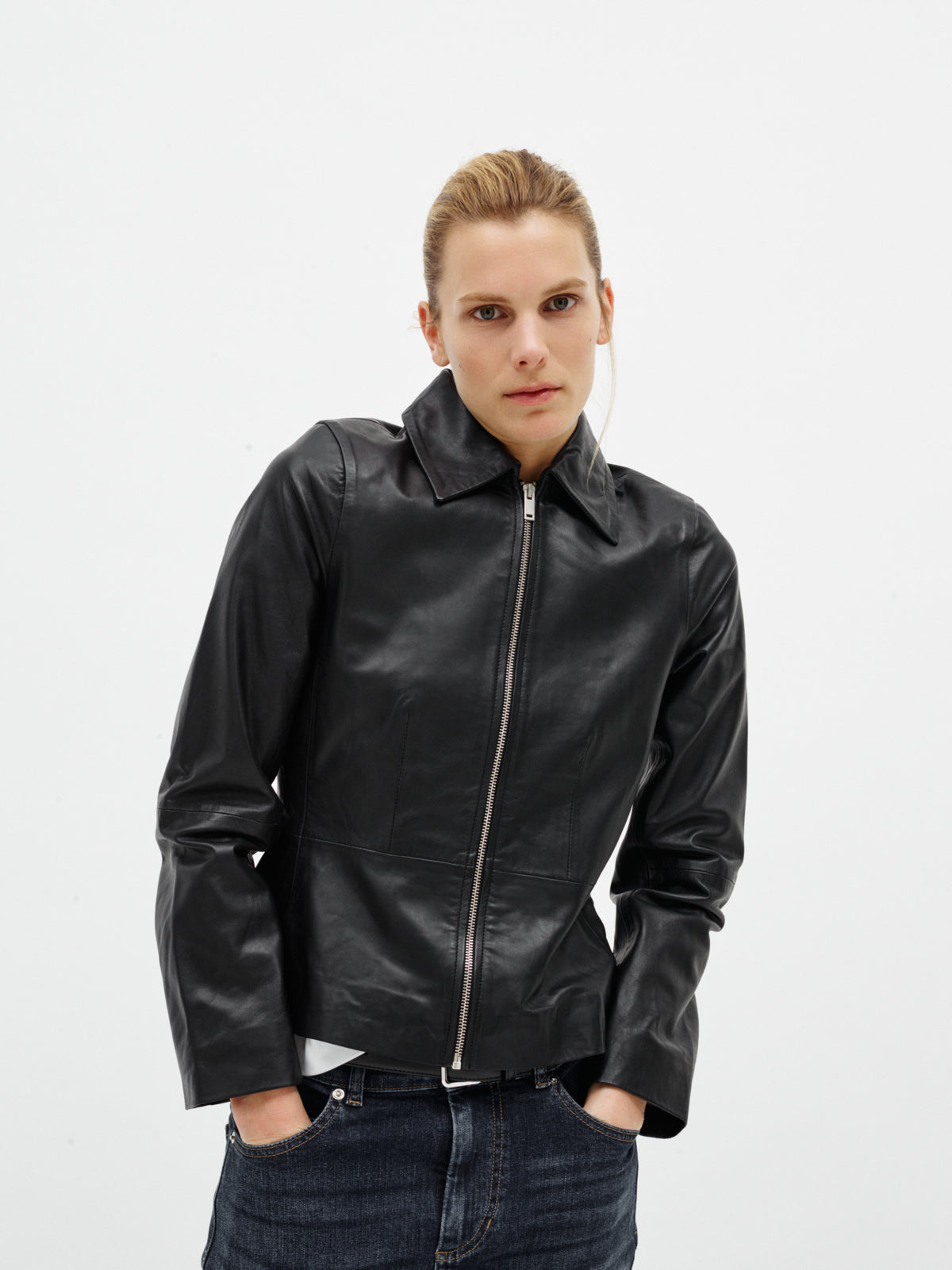INWEAR JACKA YURIE BLACK_114943.jpg