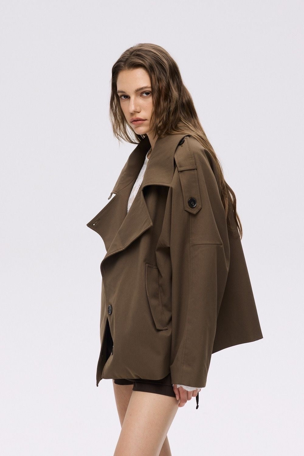 JACKA HIGH-NECK OVERSIZED KHAKI_106443.jpg