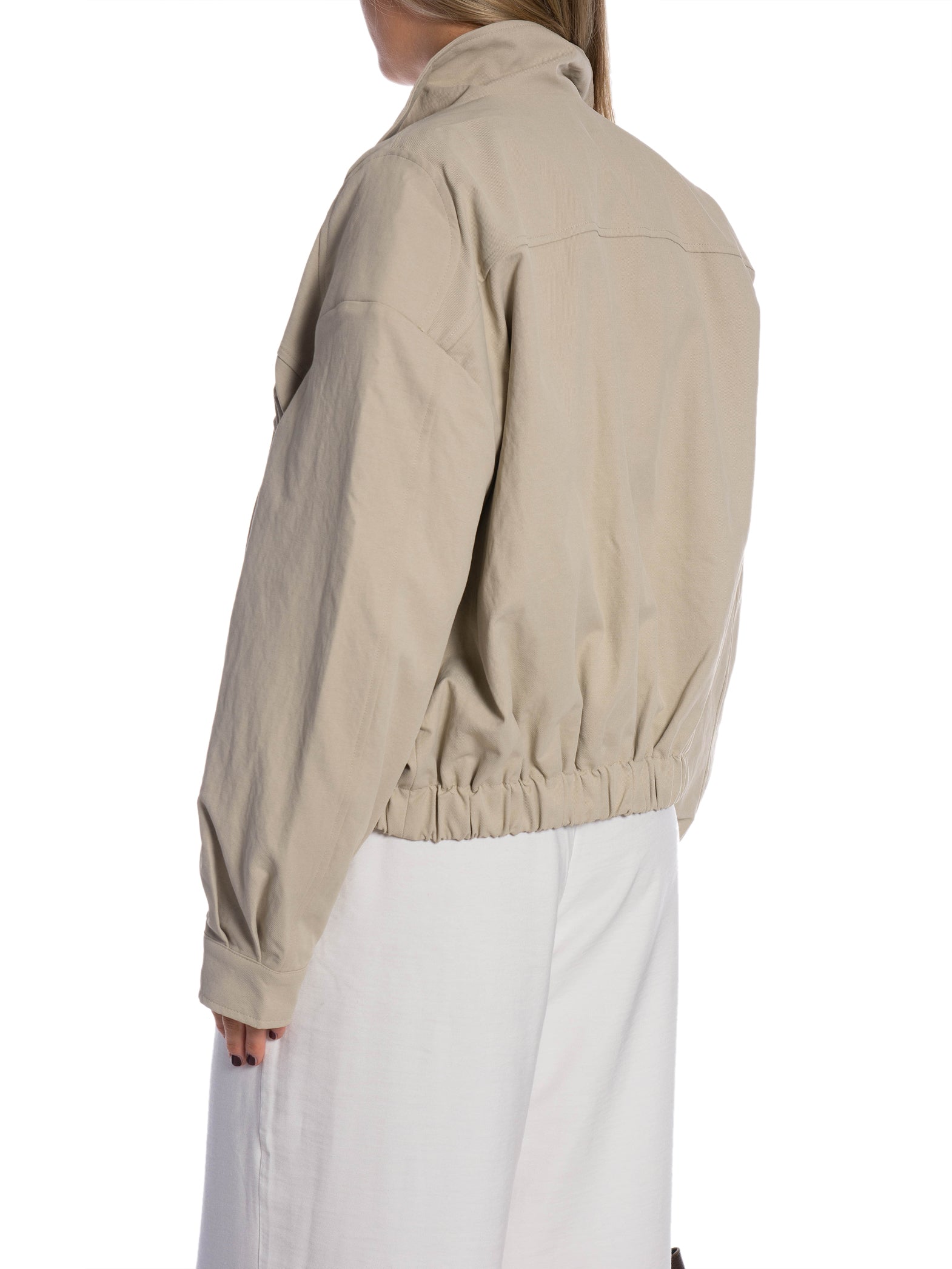 JACKA RELAXED POCKET BOMBER BEIGE_107724.jpg