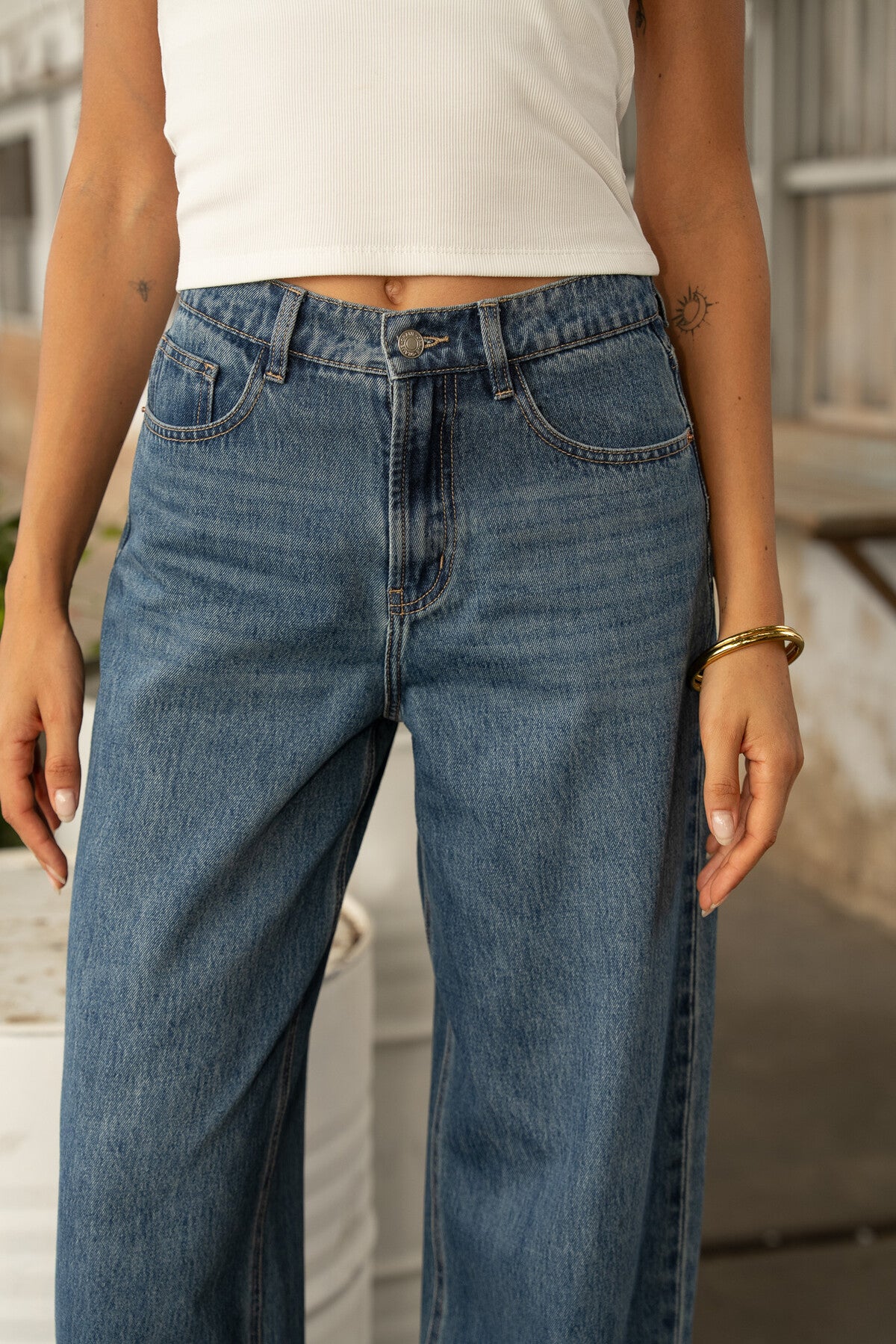 JEANS BROWN BARREL BLUE_109620.jpg