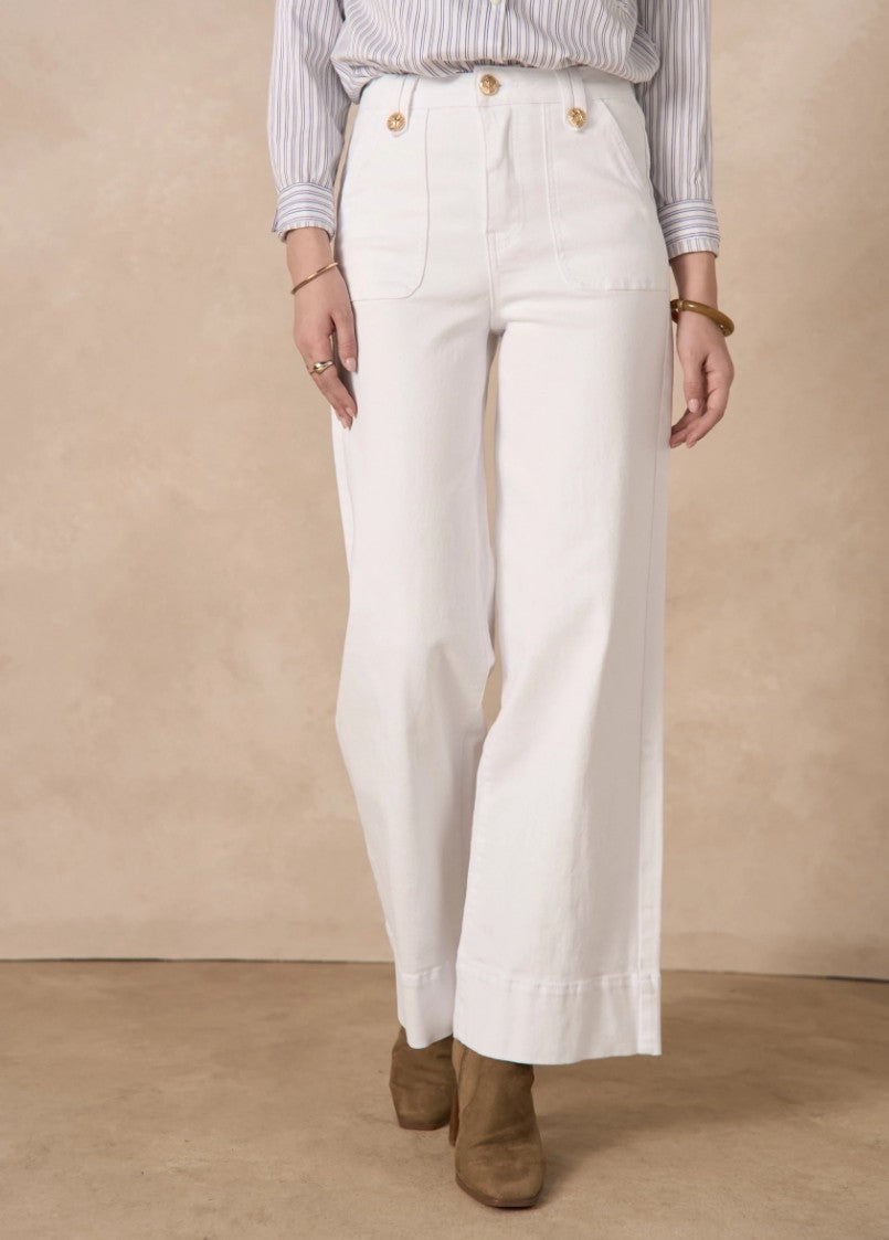 JEANS GOLD BUTTON CARGO WIDE WHITE_108426.jpg
