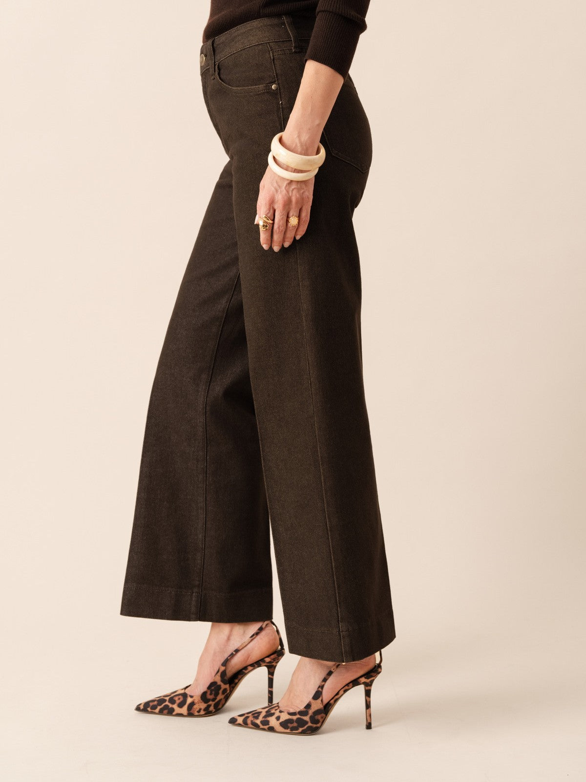 JEANS VIENNA CROPPED WIDE CHOCOLATE_114684.jpg