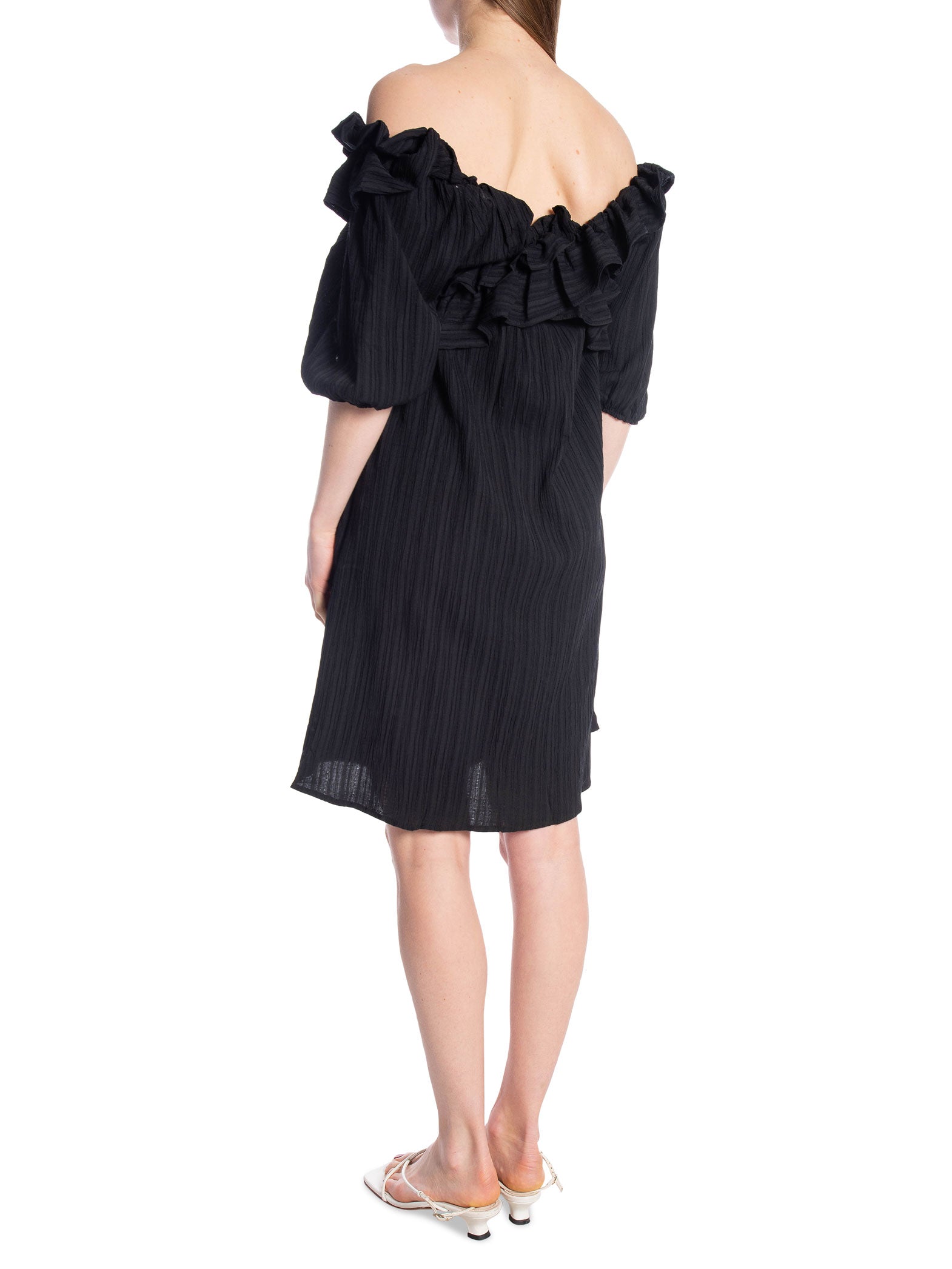 JUS DE POM KLÄNNING RUFFLED OFF-SHOULDER NOIR_98985.jpg