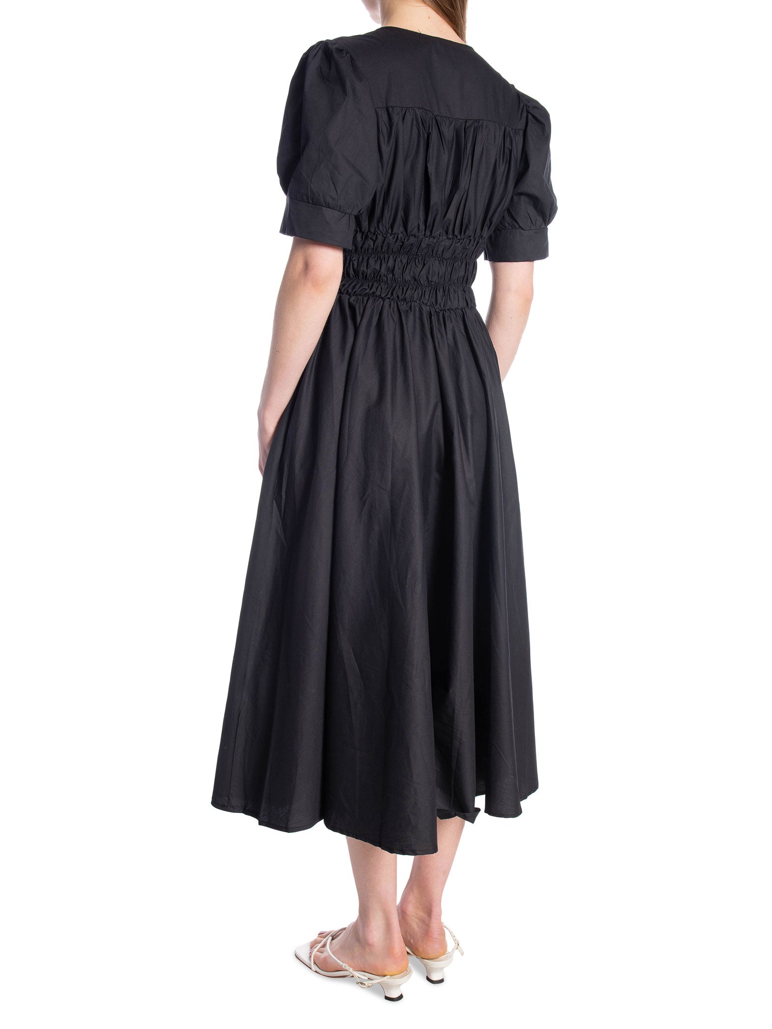 JUS DE POM KLÄNNING V-NECK SMOCKING NOIR_98987.jpg