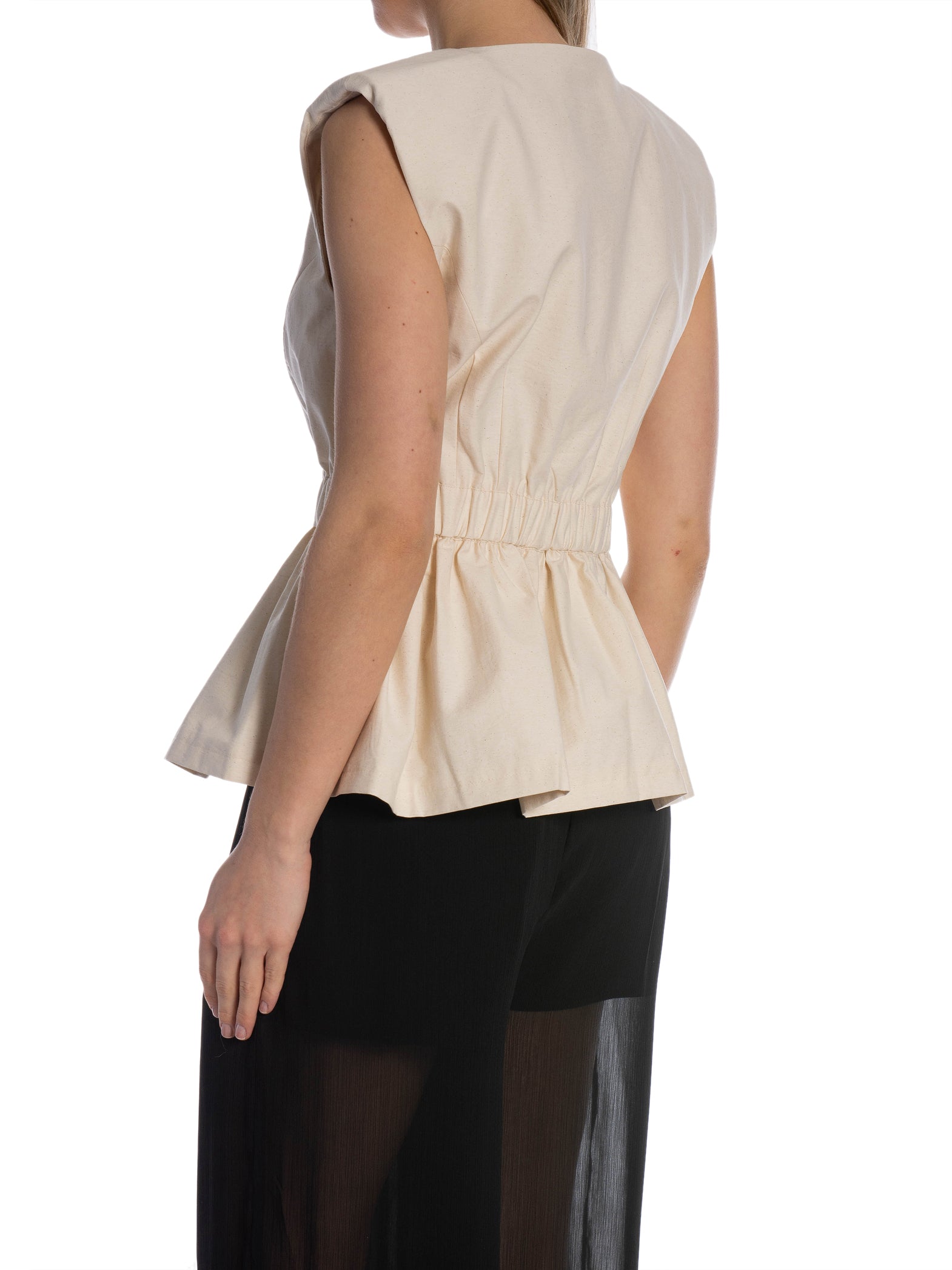 KAREN BY SIMONSEN VÄST EMERY EGRET_108204.jpg