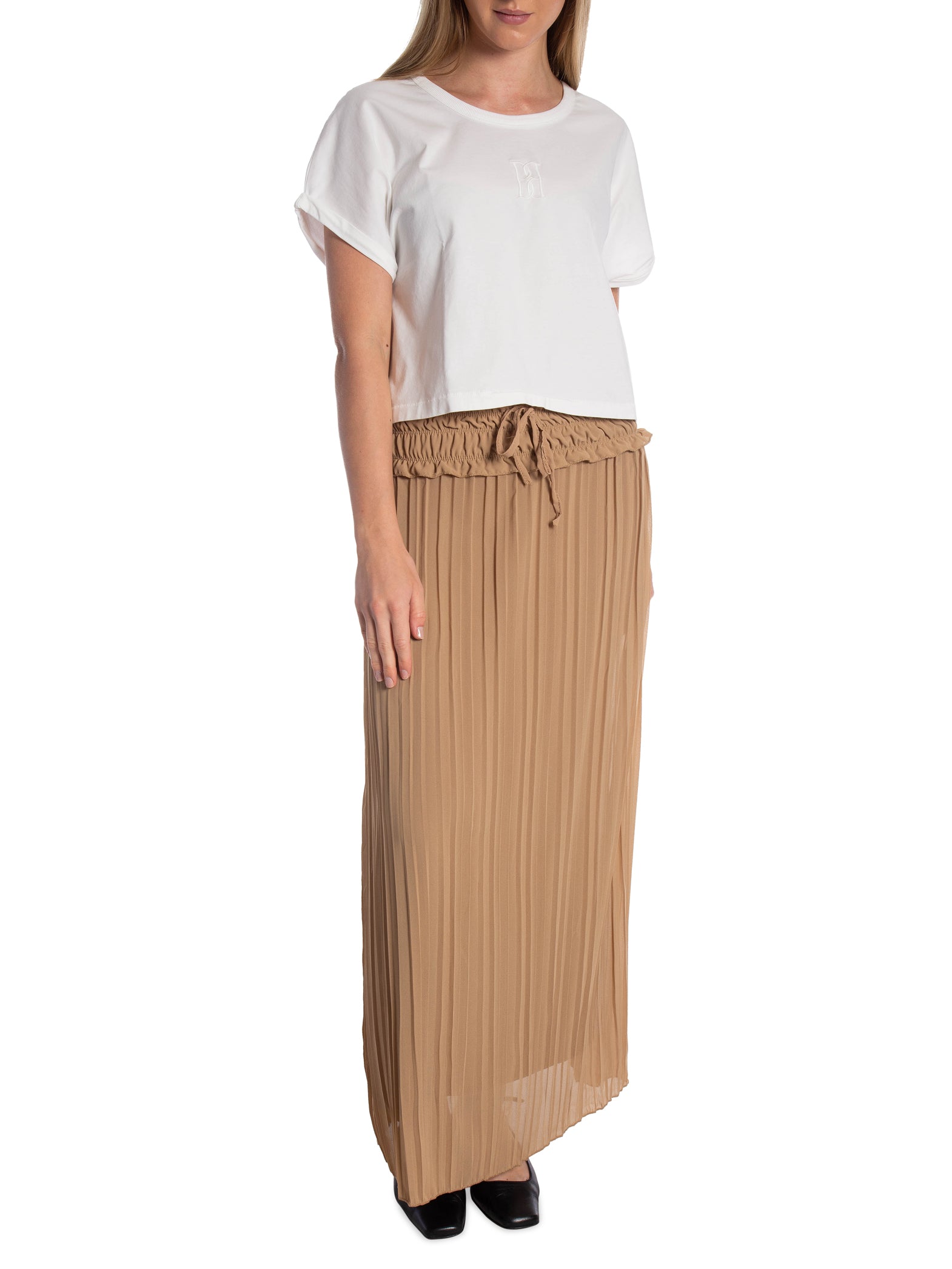 KJOL LONG PLEATED CAMEL_110757.jpg