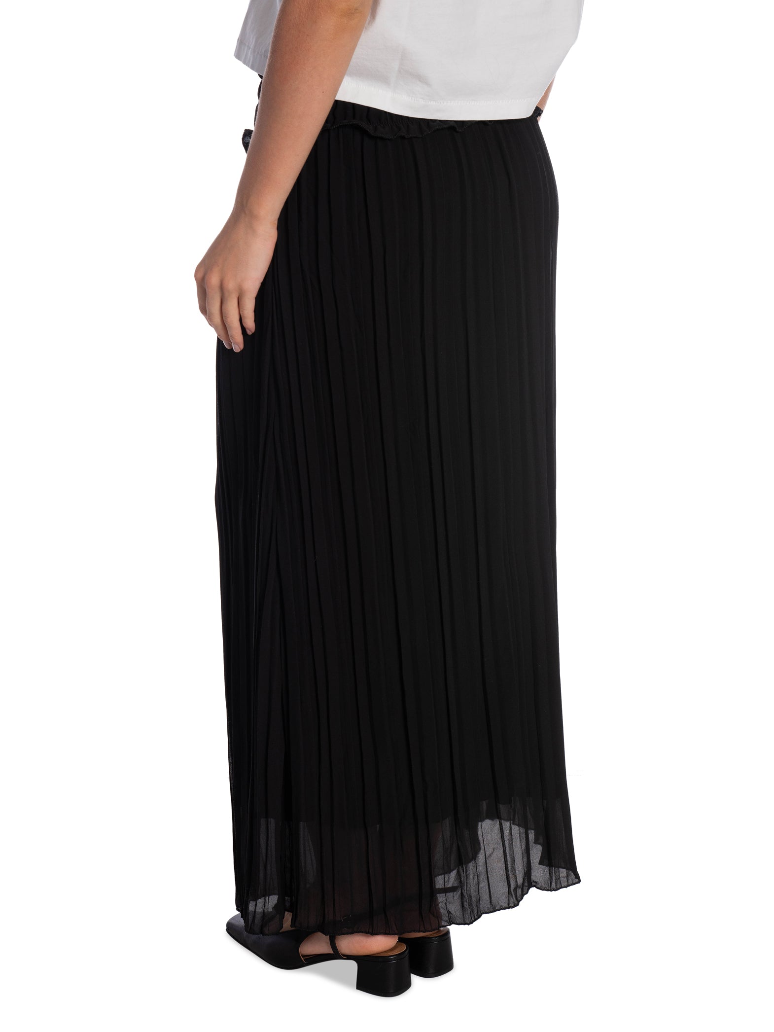 KJOL LONG PLEATED NOIR_110758.jpg