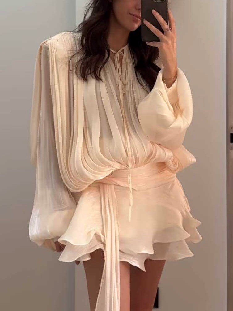 KLÄNNING DRAPED RUFFLES CHAMPAGNE BEIGE_98711.jpg