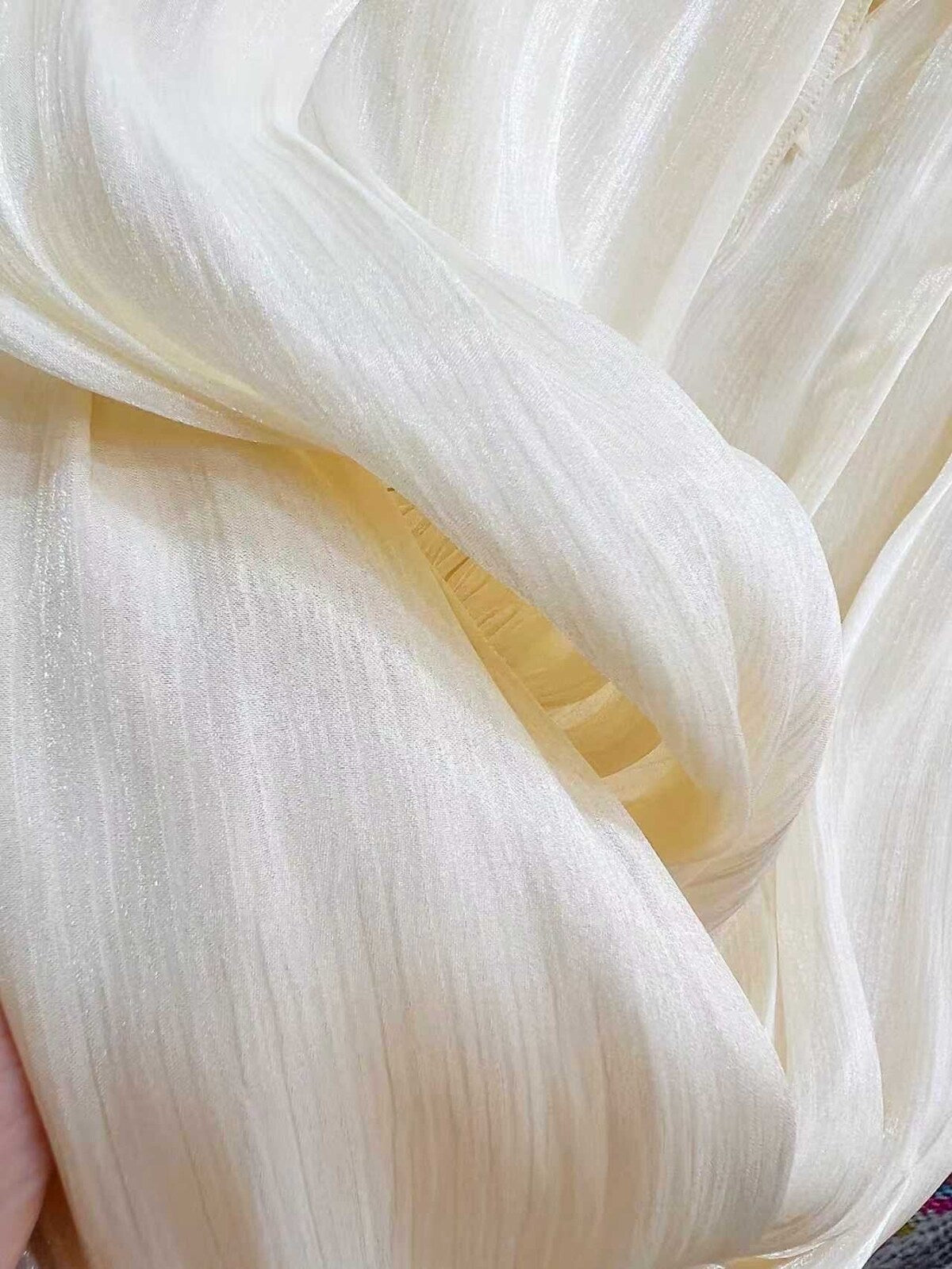 KLÄNNING ETHEREAL PLEATS ECRU_109661.jpg