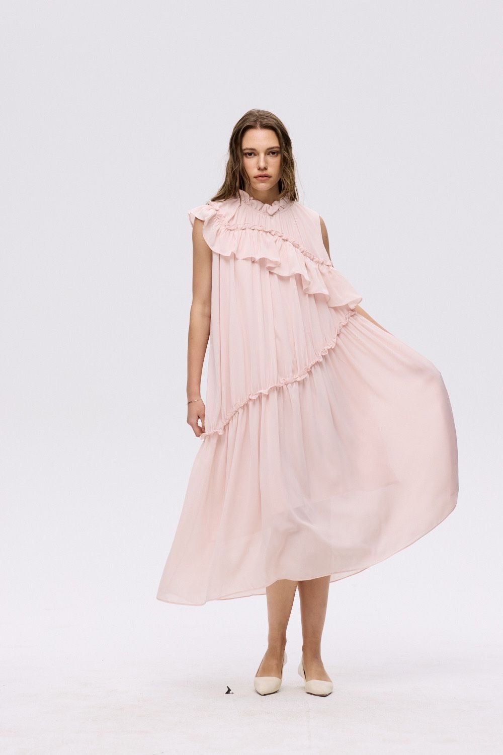 KLÄNNING ROMANTIC RUFFLE SLEEVELESS ROSE_108398.jpg