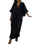 KLÄNNING VOLUMINOUS TIERED RUFFLE SLEEVE LONG BLACK_109112.jpg