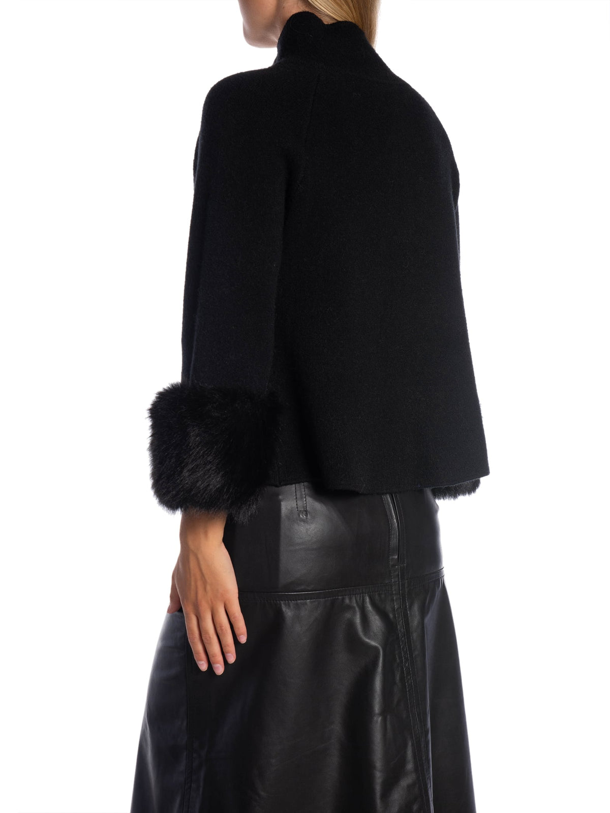 KOFTA ELEGANT FUR CUFF BLACK_113468.jpg