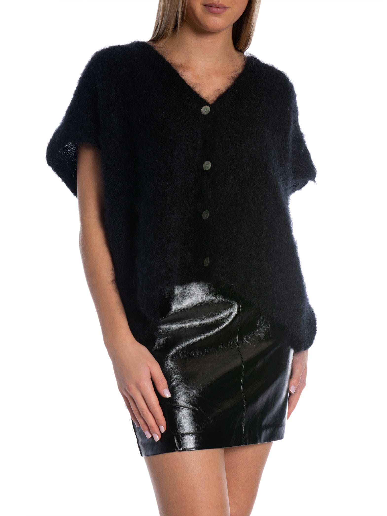 KOFTA FLUFFY CROPPED BLACK_104481.jpg