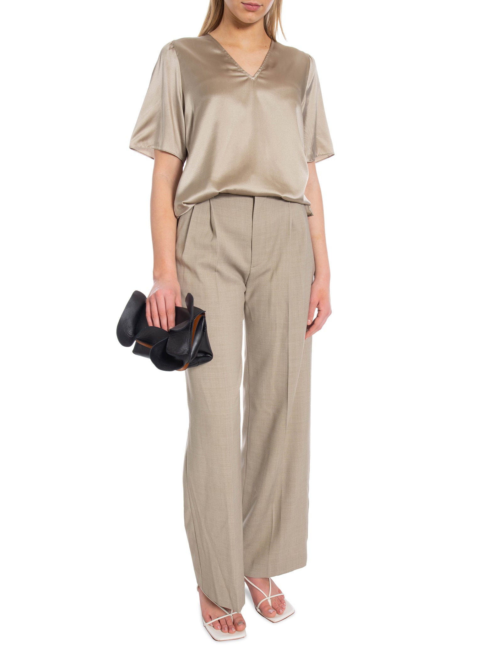LEVETE ROOM BLUS DAKOTA PLAZA TAUPE_86522.jpg