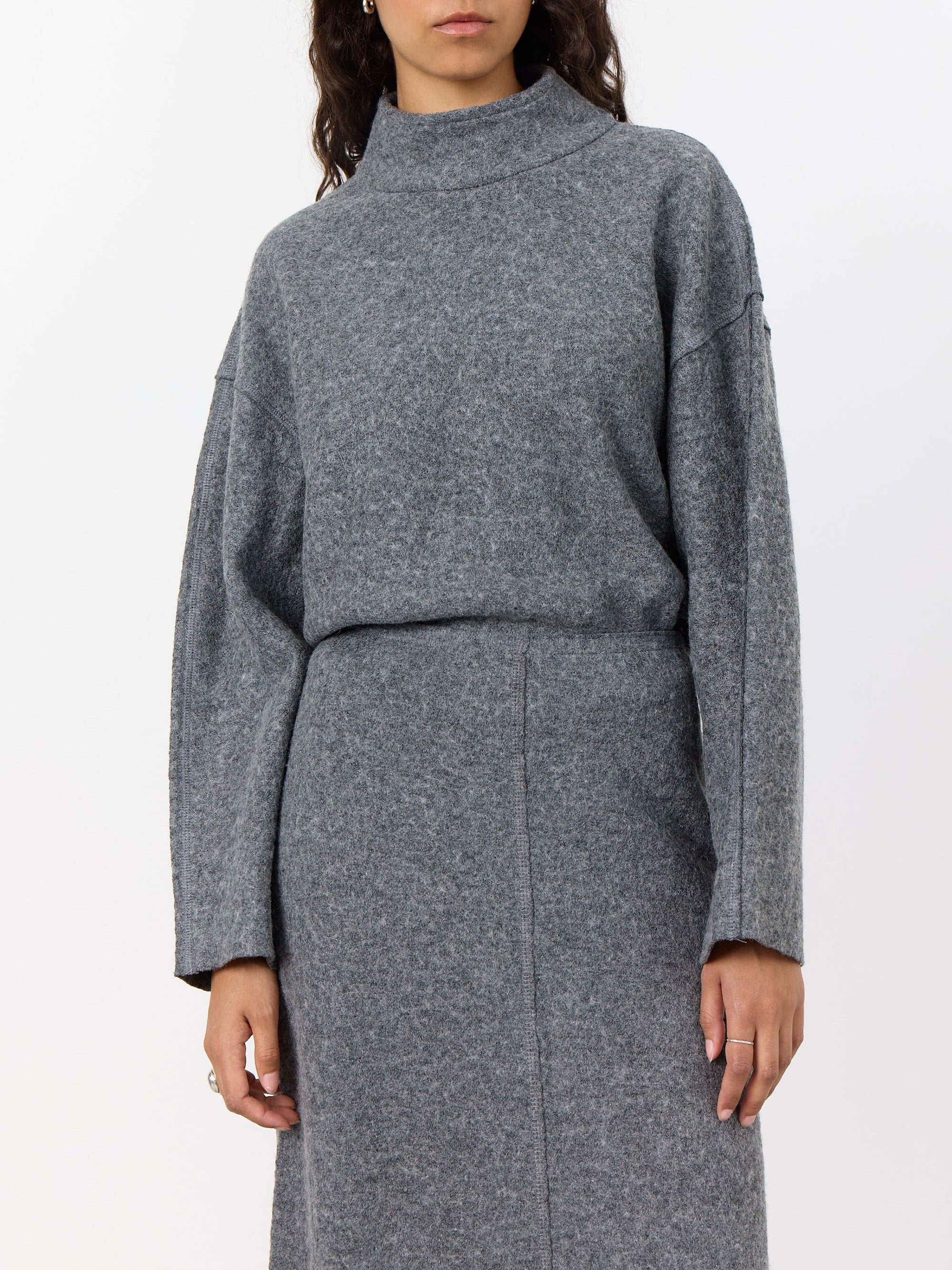 LEVETE ROOM BLUS ICON 2 DARK GREY MEL_89386.jpg