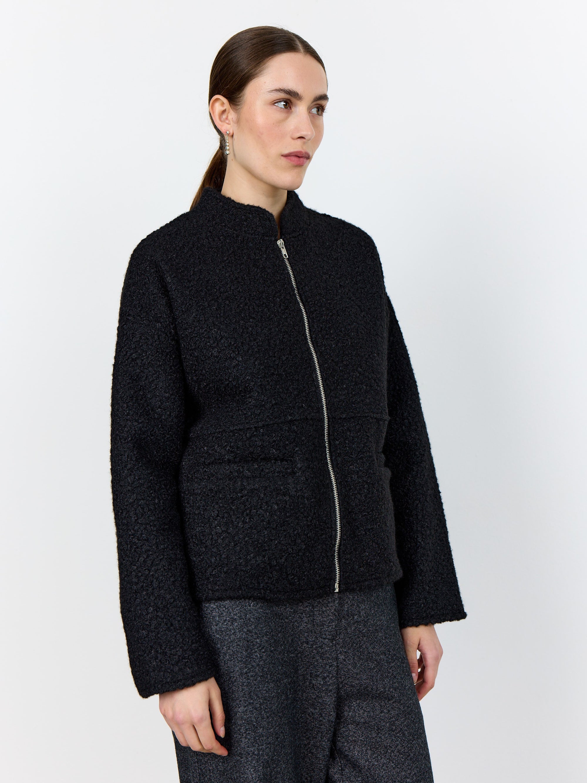 LEVETE ROOM JACKA NISSA 2 BLACK _100404.jpg