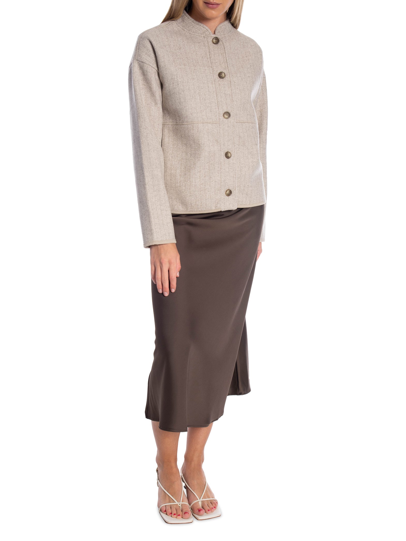 LEVETE ROOM JACKA SANNIE 1 PLAZA TAUPE_111574.jpg