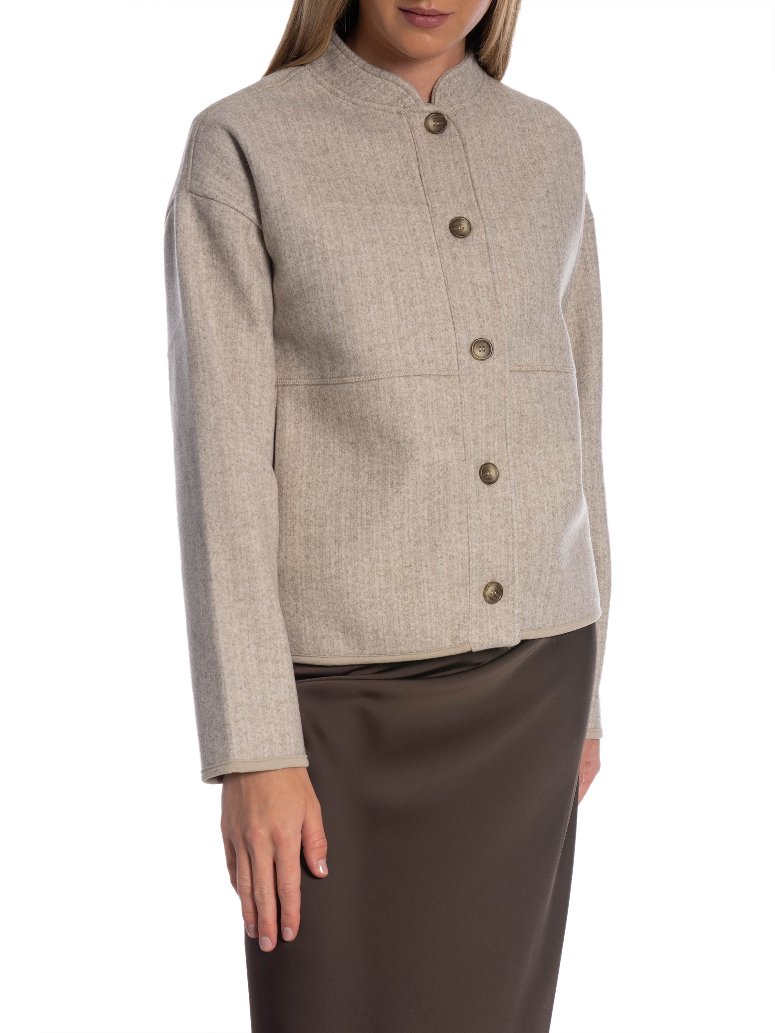 LEVETE ROOM JACKA SANNIE 1 PLAZA TAUPE_111576.jpg
