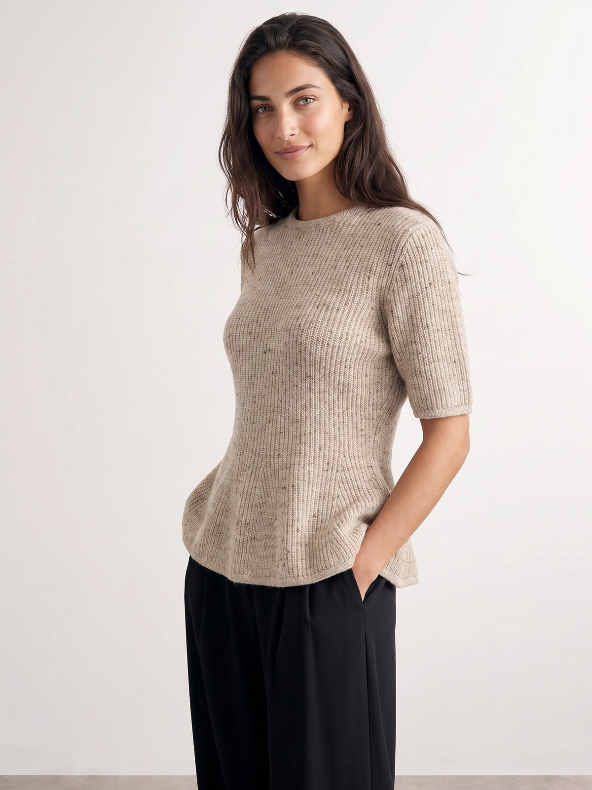 LEVETE ROOM TOPP TRULY PLAZA TAUPE ME_112835.jpg