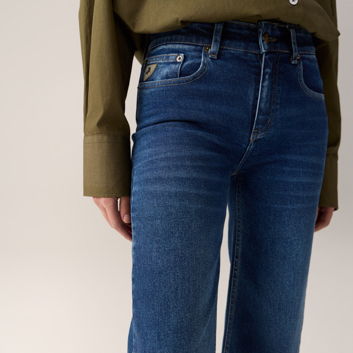 LOIS JEANS LORNA MARS DARKSTONE L32_113117.jpg