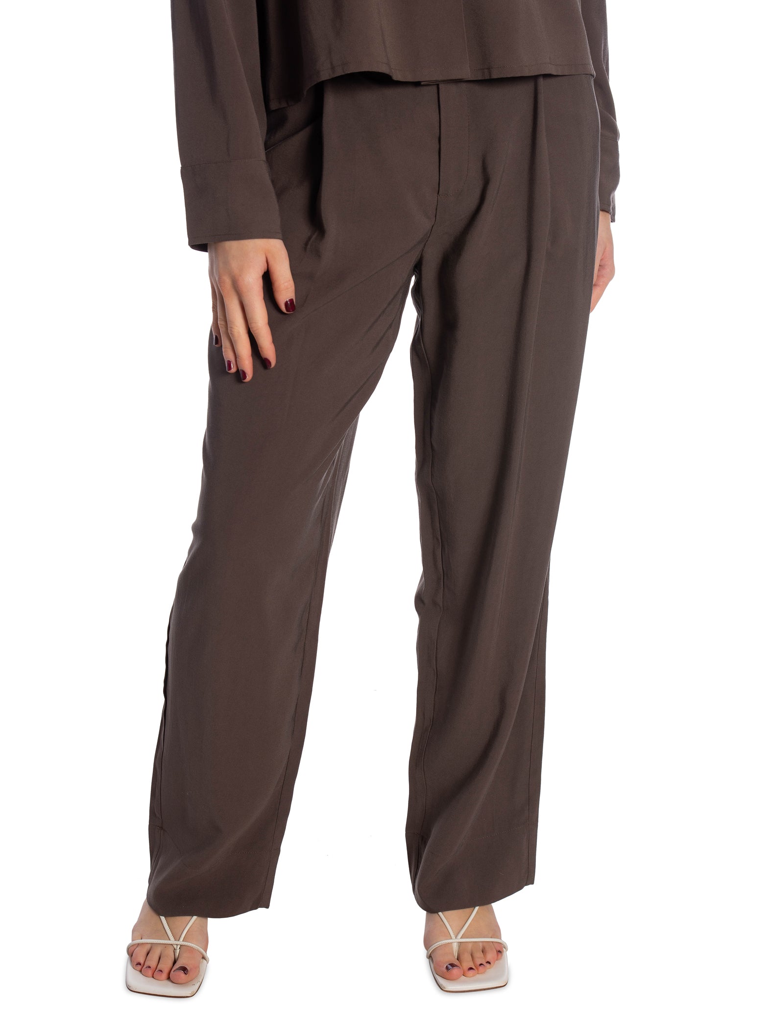 MBYM BYXA DANIELLO CASSI CHOCOLATE BROWN _108860.jpg