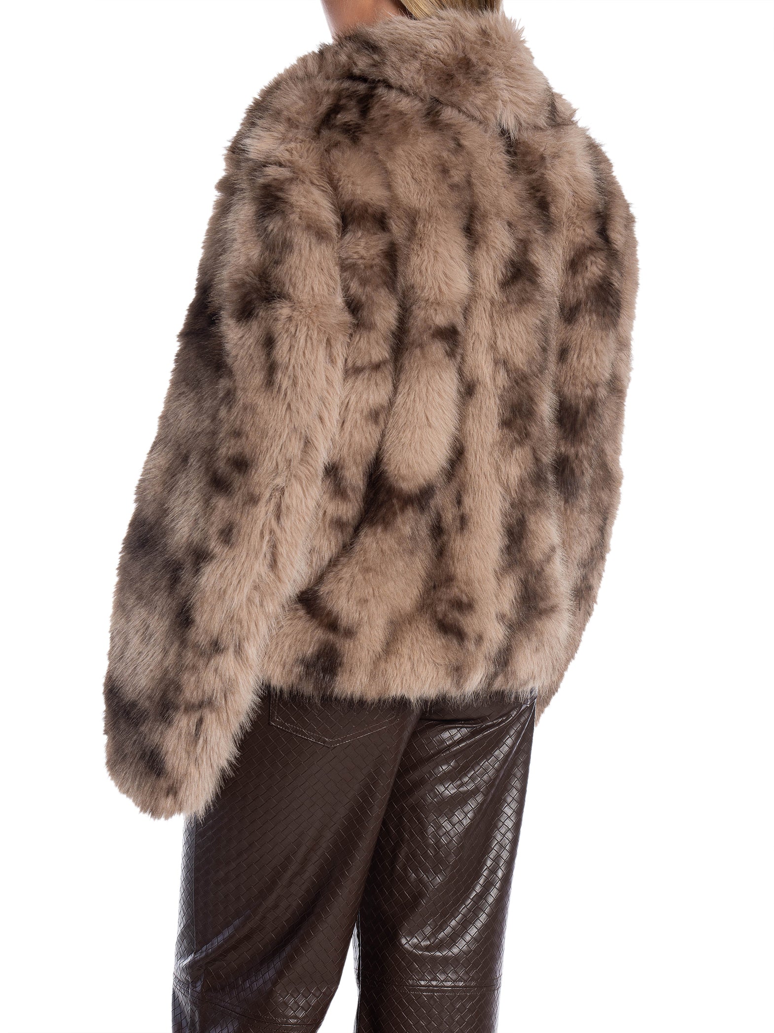 MBYM JACKA CORVIA FURINY BROWN SHADOW_101791.jpg