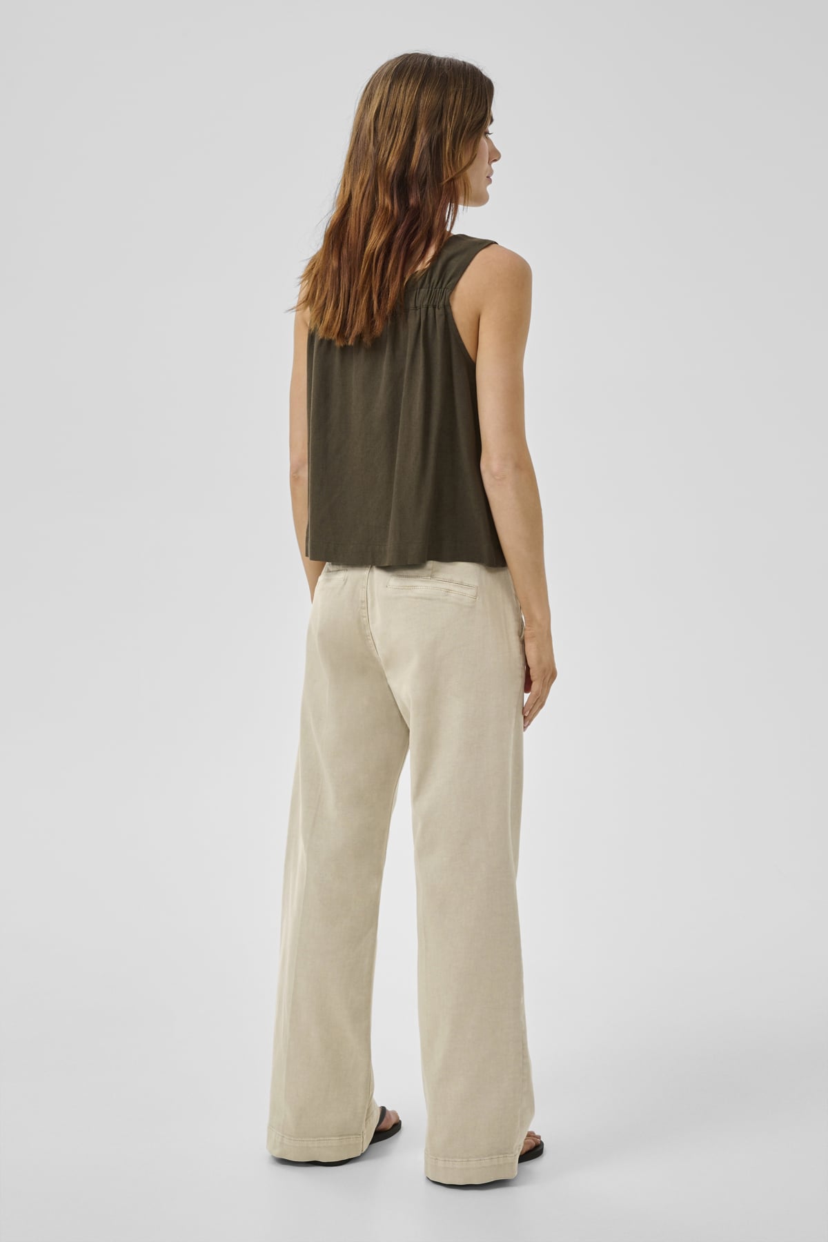 MY ESSENTIAL WARDROBE BYXA LARA 149 OATMEAL L32_109962.jpg