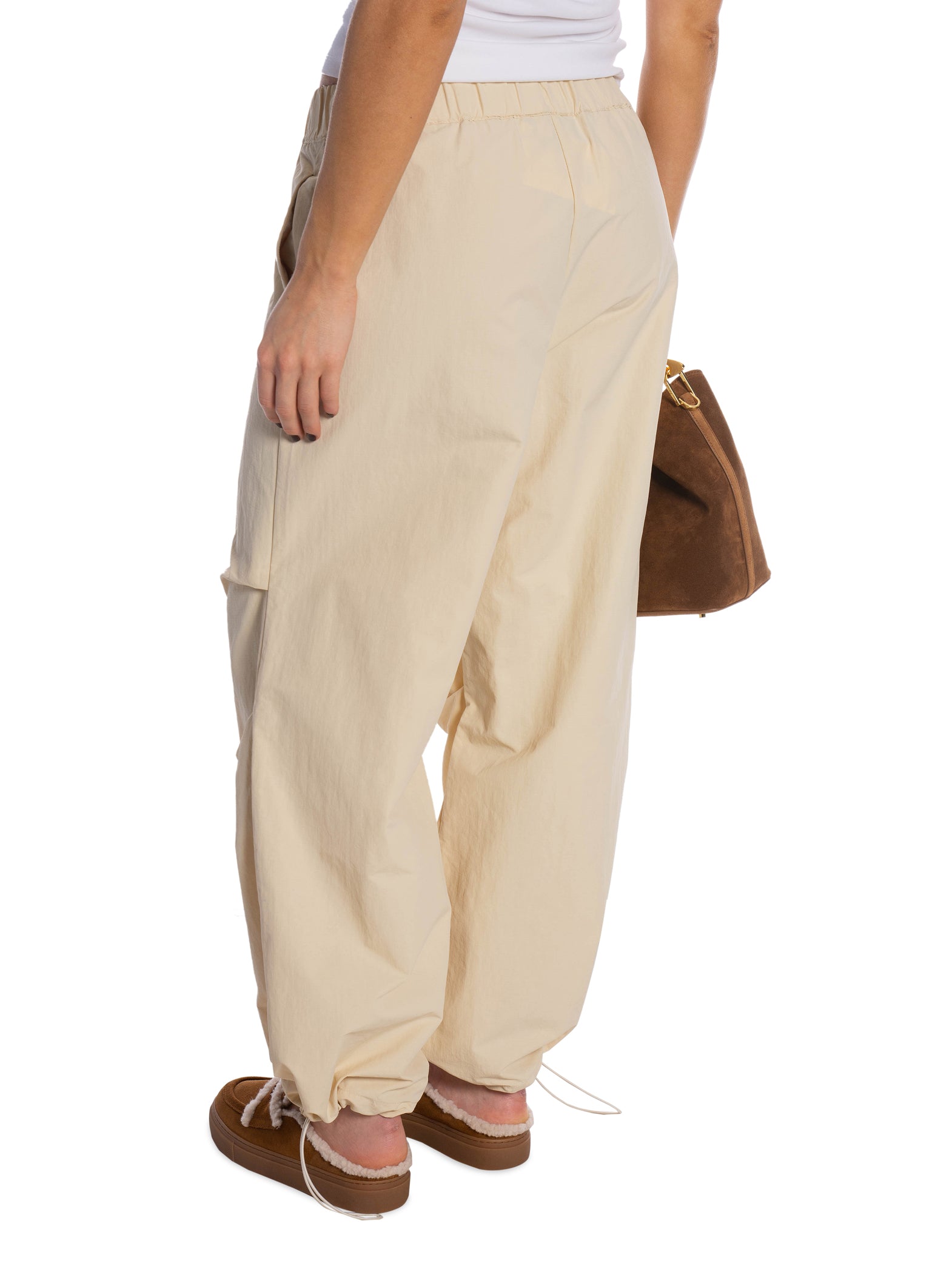 MY ESSENTIAL WARDROBE BYXA QUINN TRACK BROWN RICE_107241.jpg