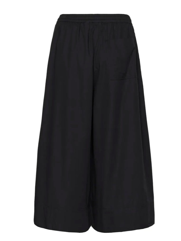 MY ESSENTIAL WARDROBE BYXA SUNNA BLACK_107303.jpg