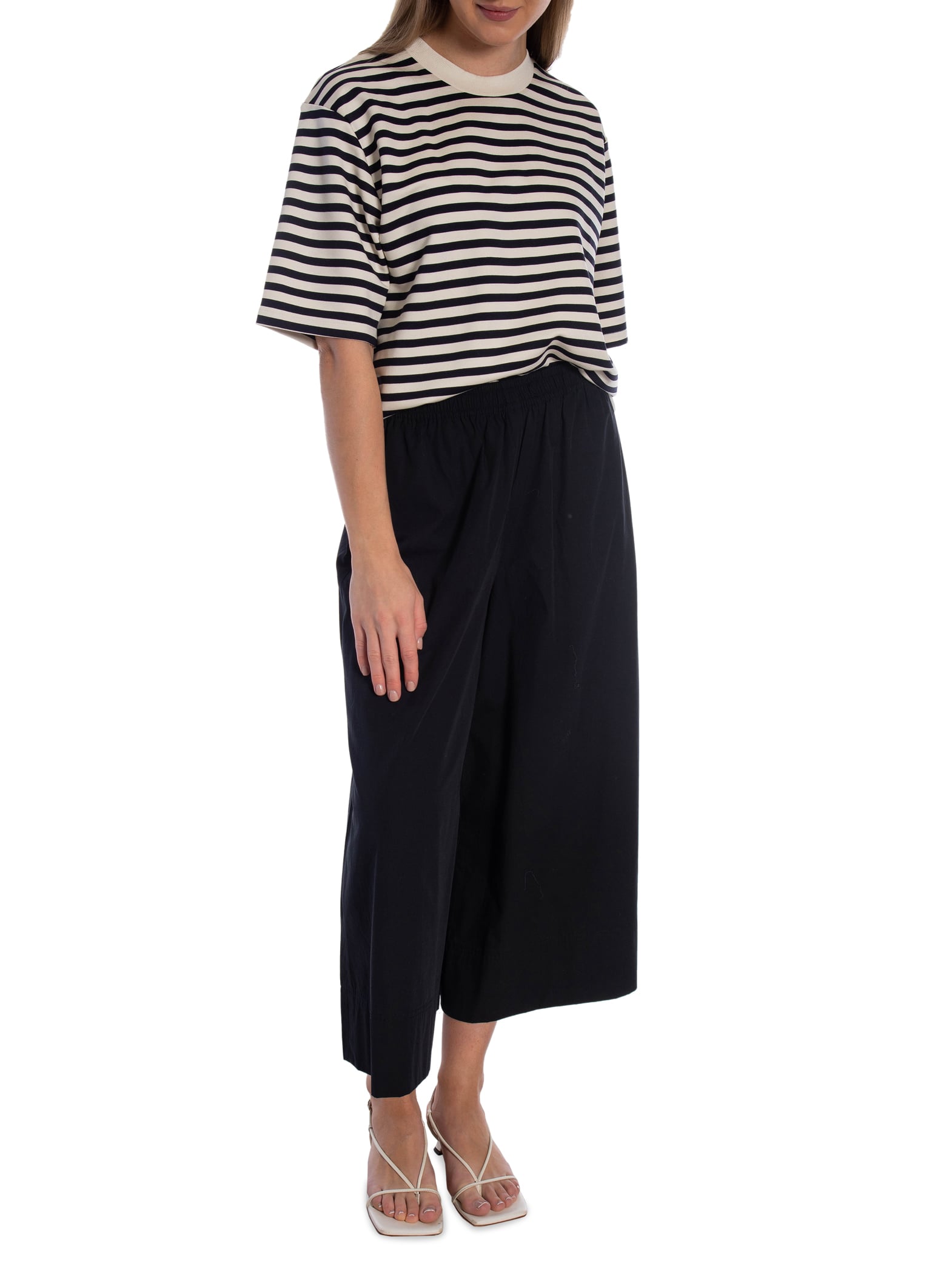 MY ESSENTIAL WARDROBE BYXA SUNNA BLACK_109917.jpg