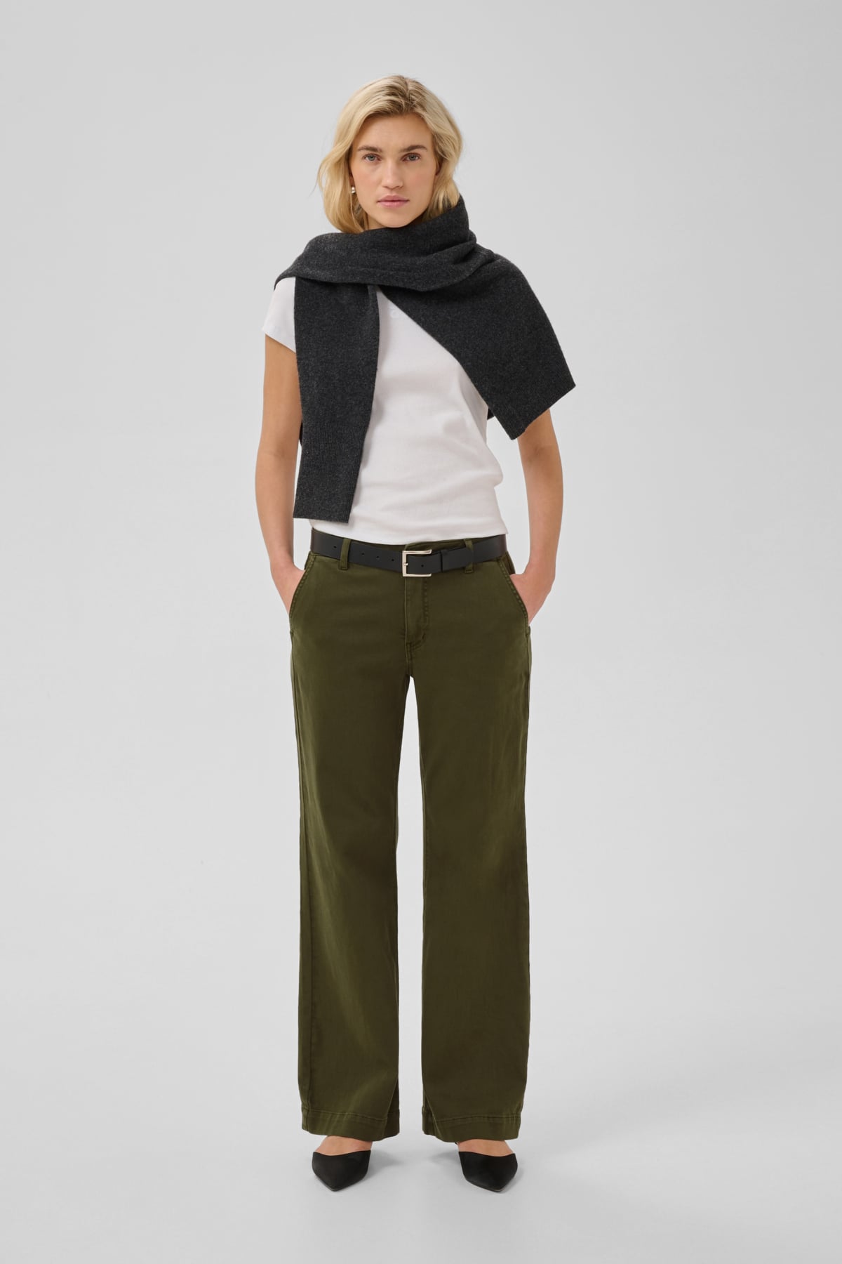MY ESSENTIAL WARDROBE BYXA WIDE LARA OLIVE NIGHT L30_112174.jpg