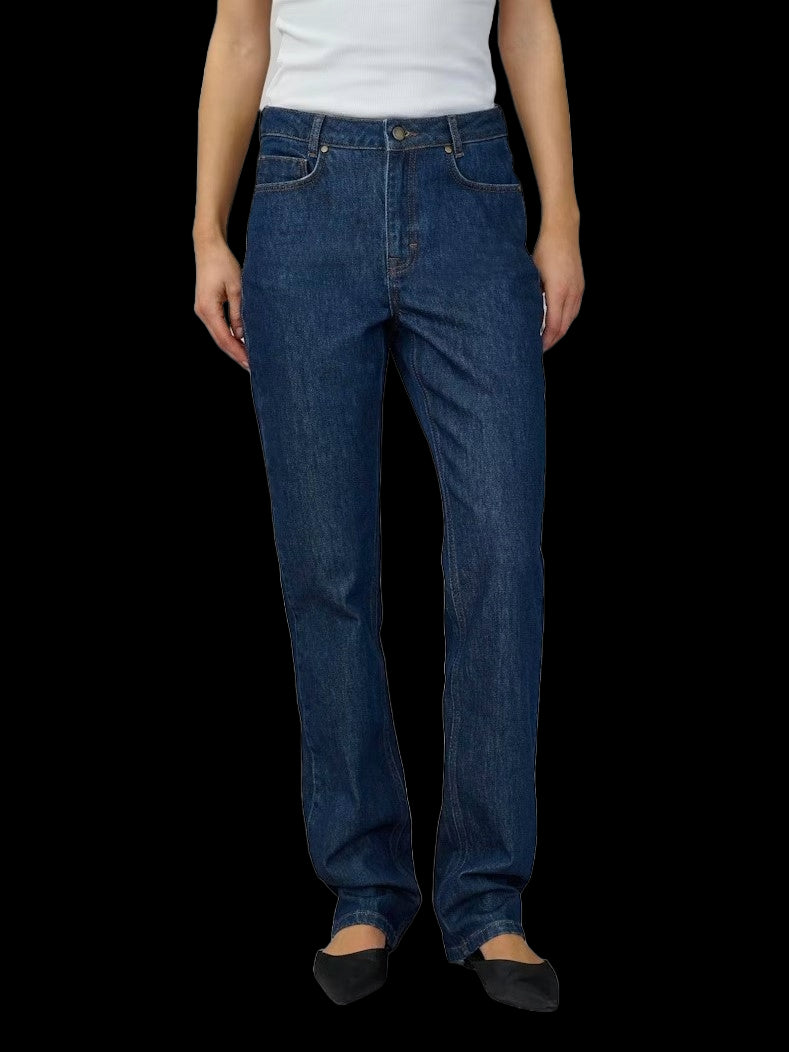 MY ESSENTIAL WARDROBE JEANS ISA DARK BLUE_100097.jpg