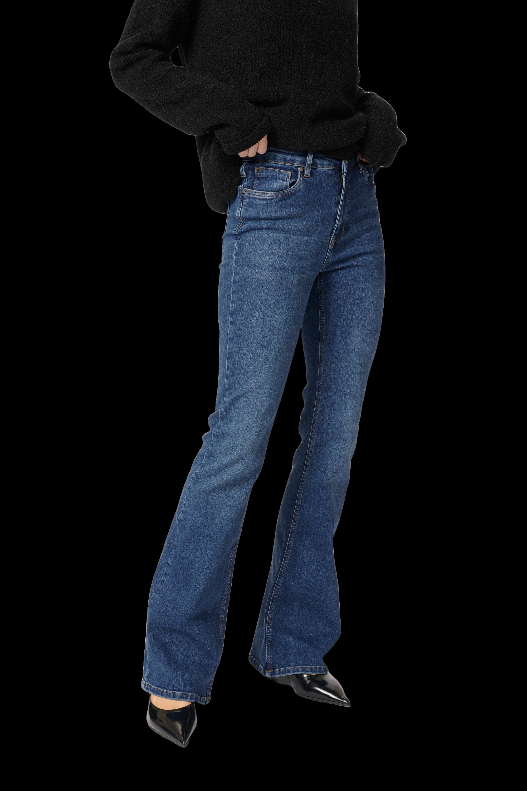 MY ESSENTIAL WARDROBE JEANS THE DEKOTA MEDIUM BLUE_100090.jpg