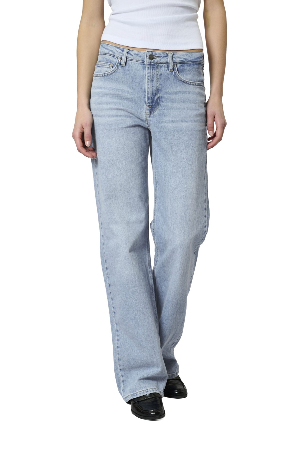 MY ESSENTIAL WARDROBE JEANS THE LOUIS 139 LIGHT BLUE_109958.jpg