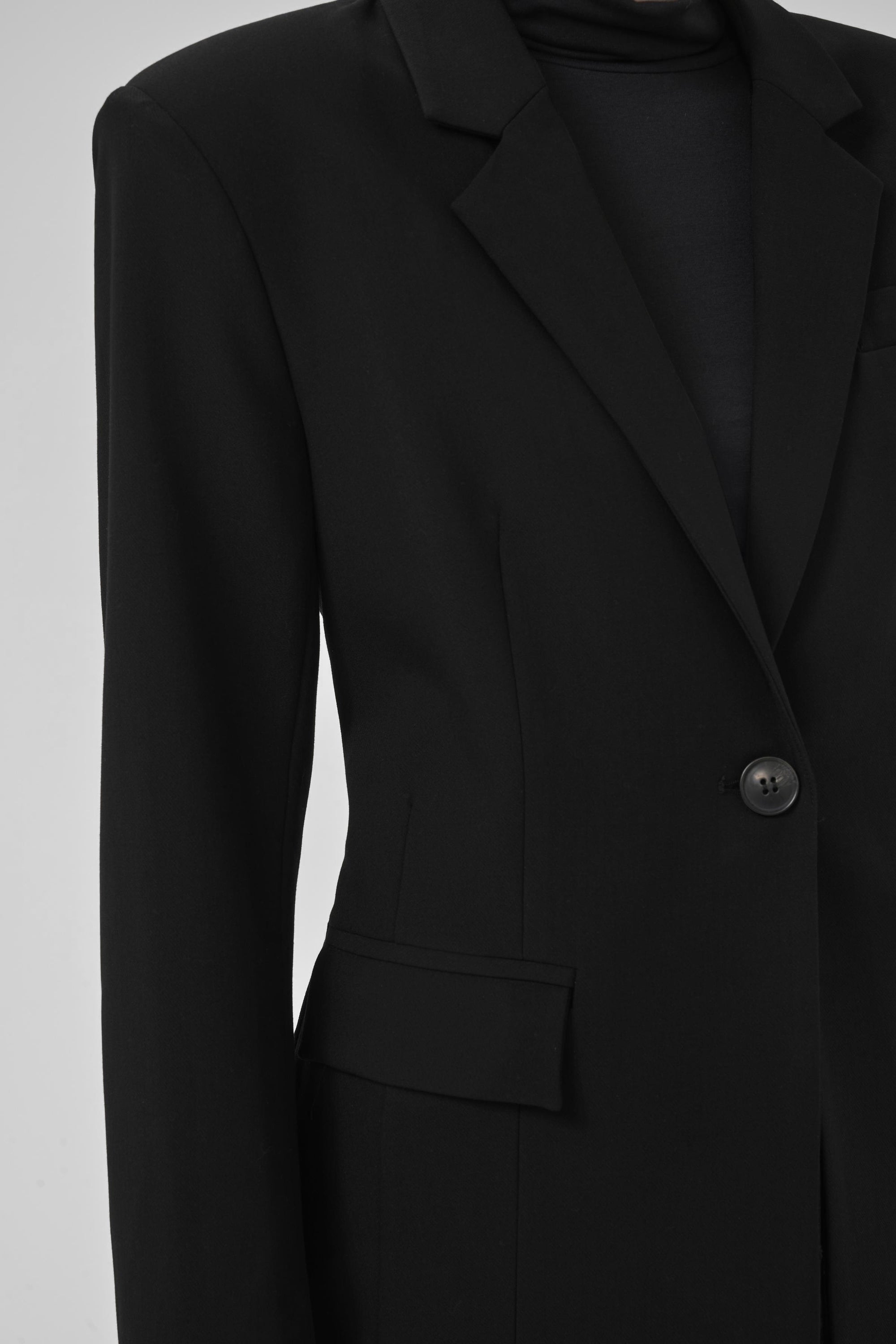 MY ESSENTIAL WARDROBE KAVAJ MILAN BLACK_99975.jpg