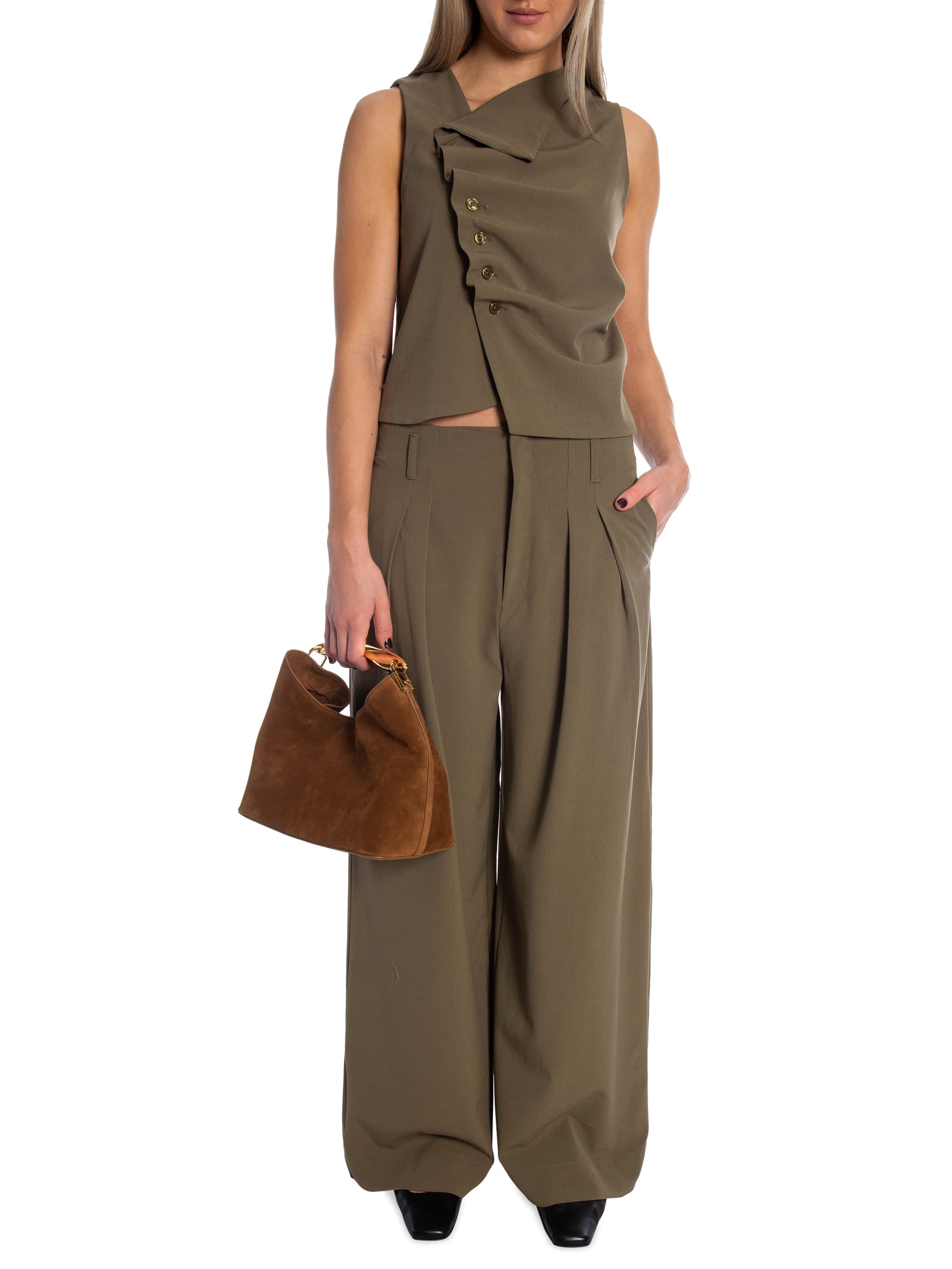 MY ESSENTIAL WARDROBE TOPP HACE CAPERS_107205.jpg