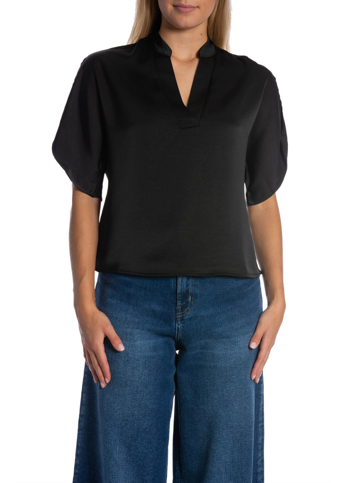 NEO NOIR BLUS ANELLE HEAVY SATEEN BLACK_114229.jpg