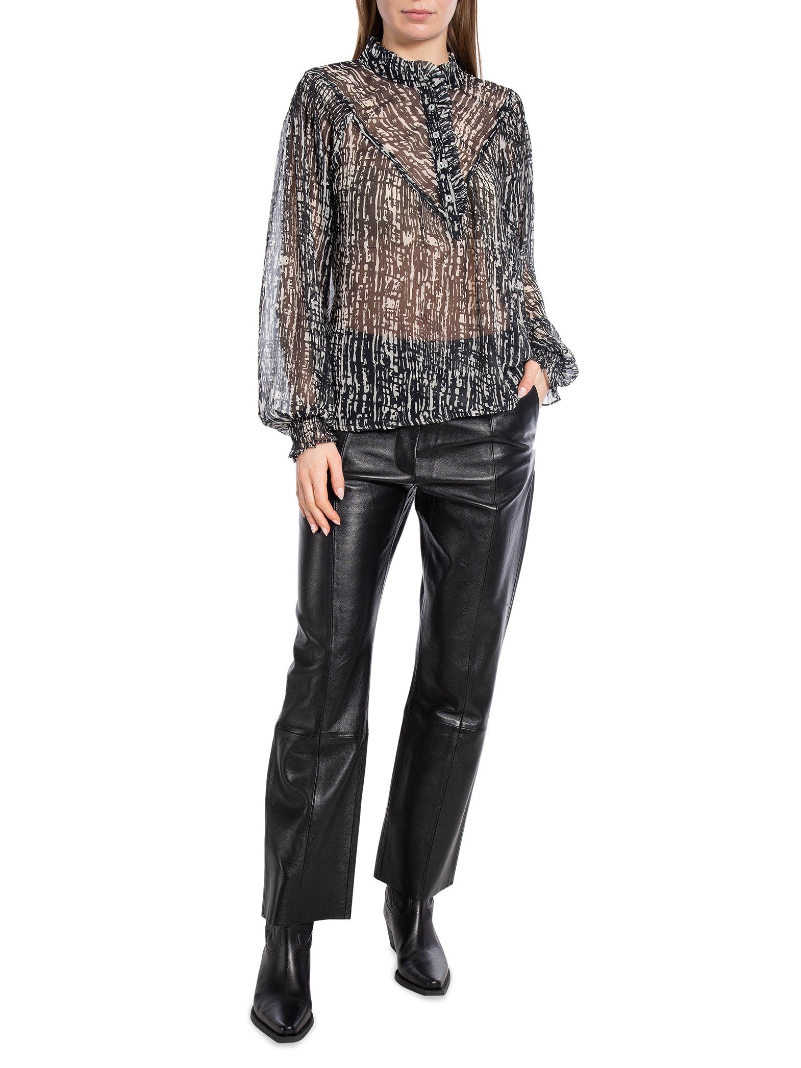 NEO NOIR BLUS FLAVI GRAPHIC DROP BLACK_84350.jpg
