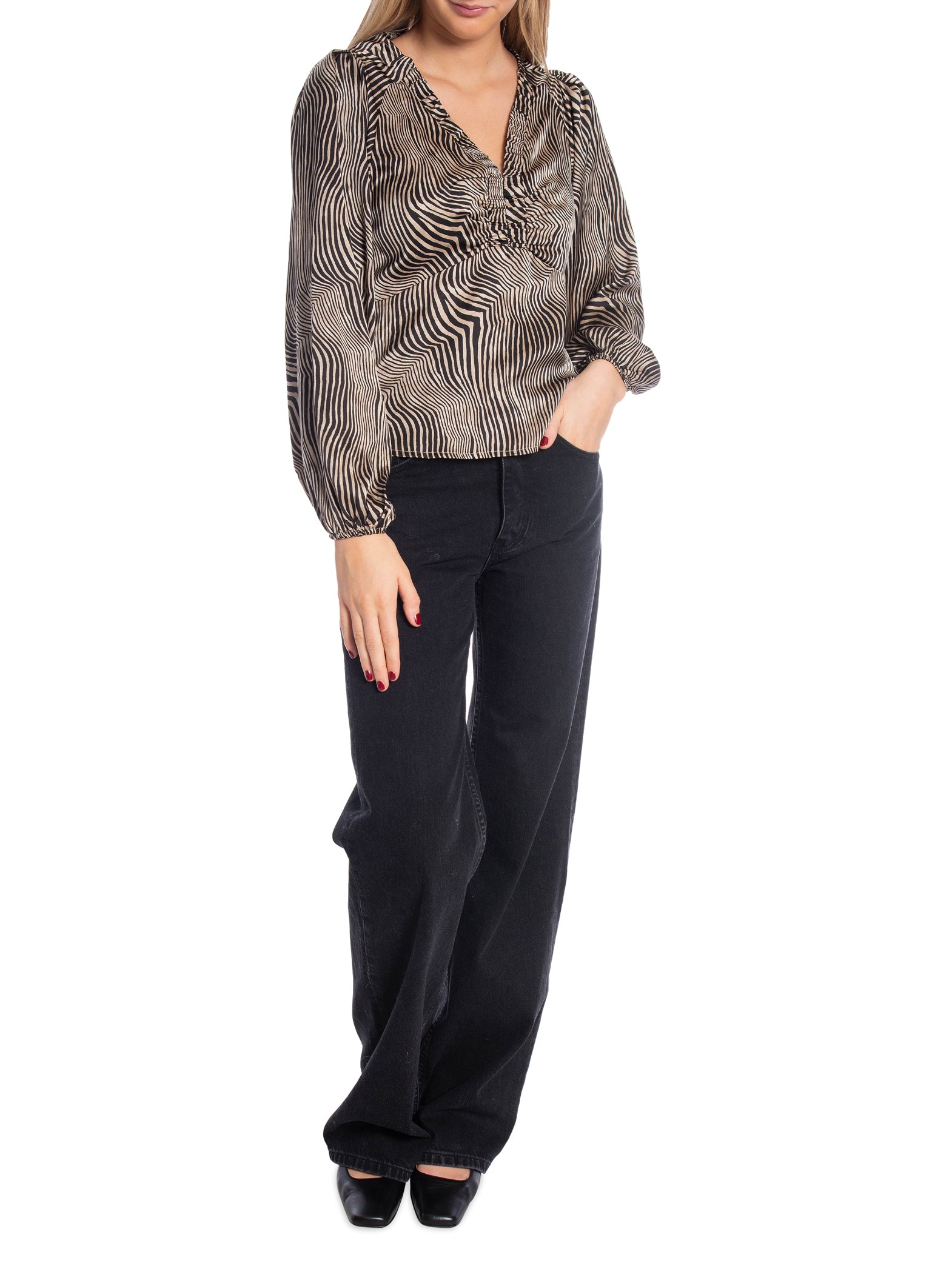 NEO NOIR BLUS ISTANA FLOATING WAVE DARK SAND_93772.jpg