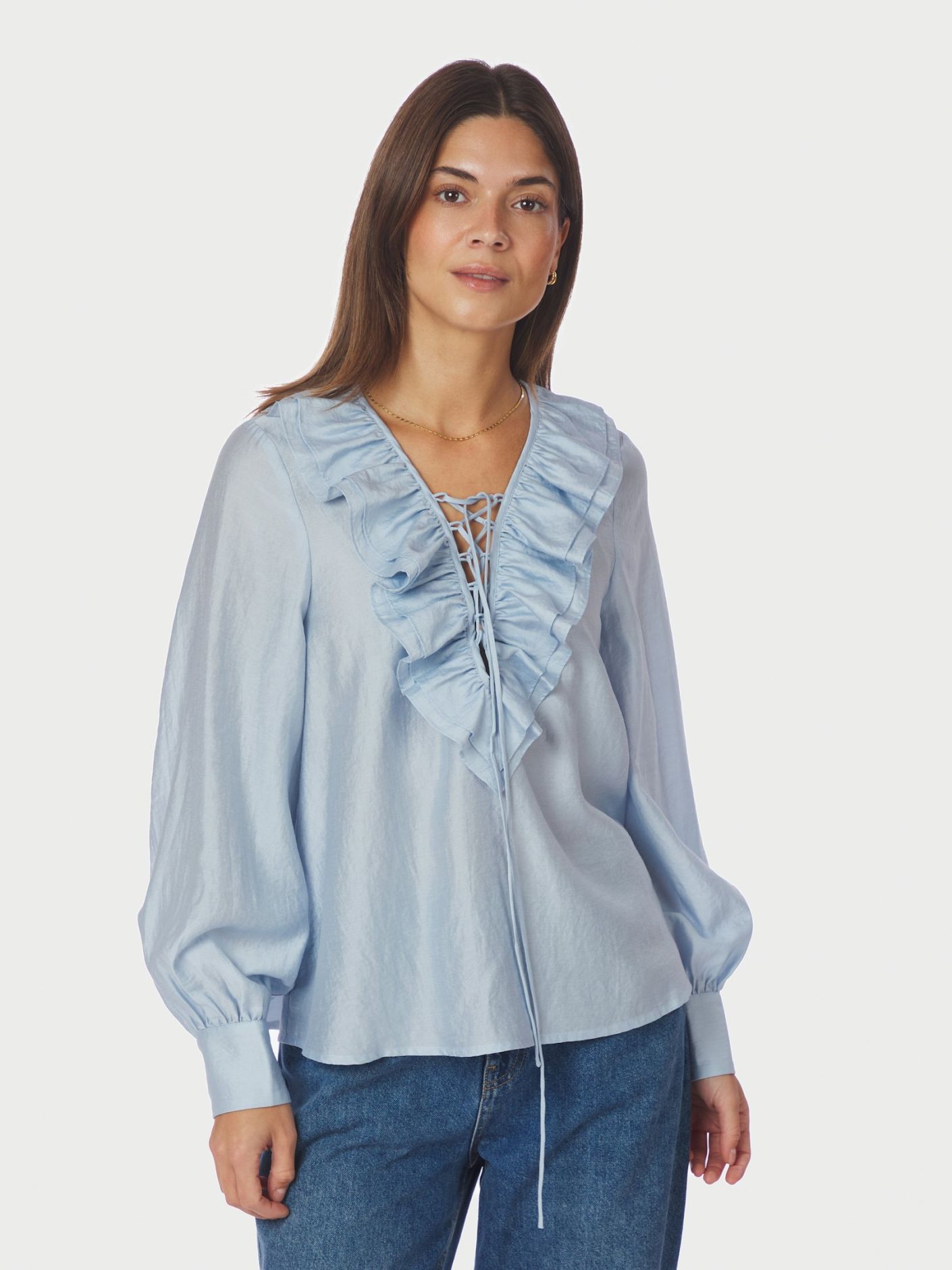 NEO NOIR BLUS KATARINA CREPE LIGHT BLUE_104395.jpg