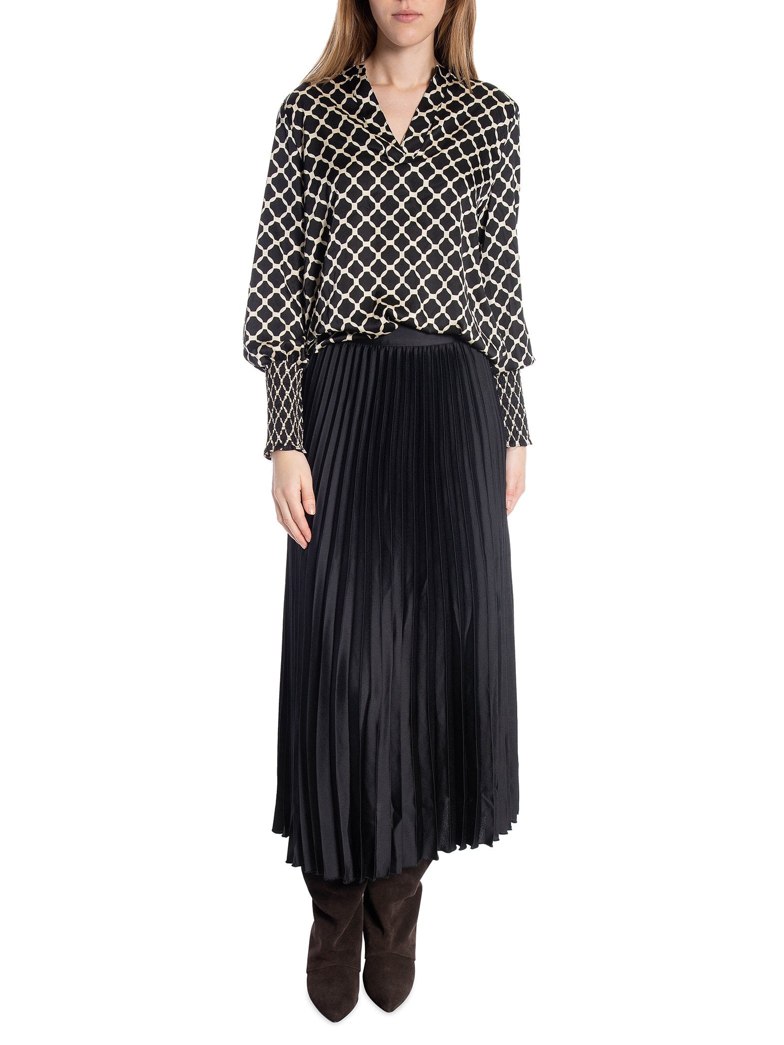 NEO NOIR BLUS LANDA TILE BLACK_103659.jpg