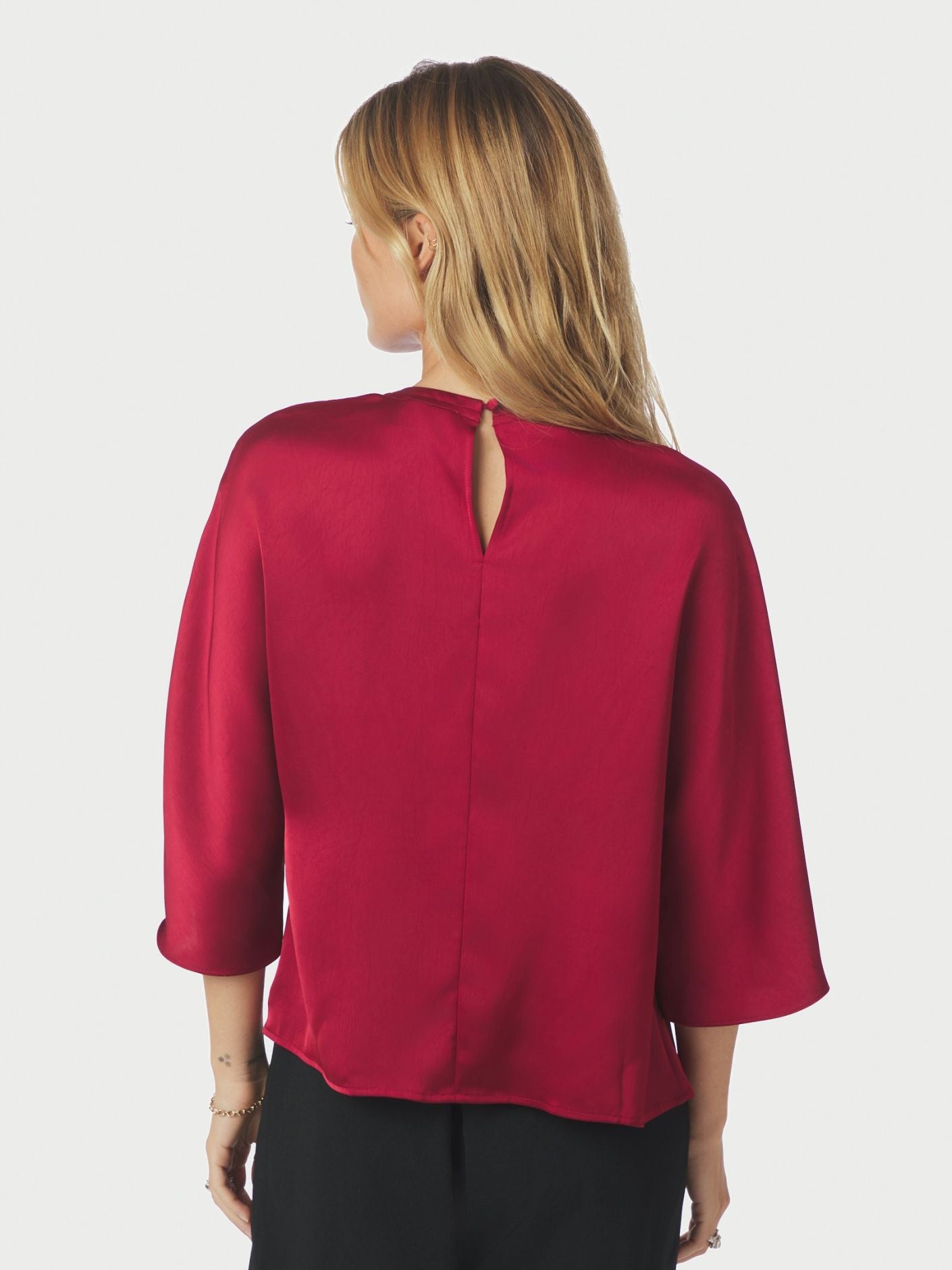 NEO NOIR BLUS LIORA HEAVY DARK RED_104376.jpg
