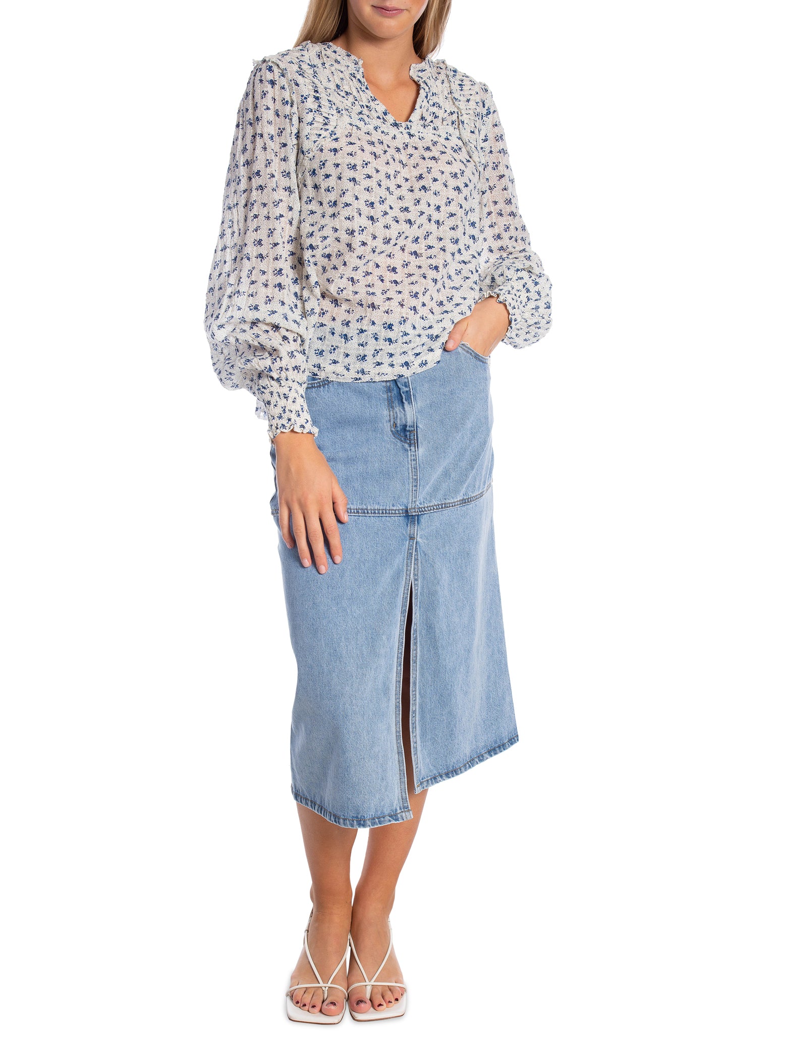 NEO NOIR BLUS NIPOA DOT FLOWER BLUE_99170.jpg