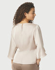 NEO NOIR BLUS REMANA CHAMPAGNE_105966.jpg