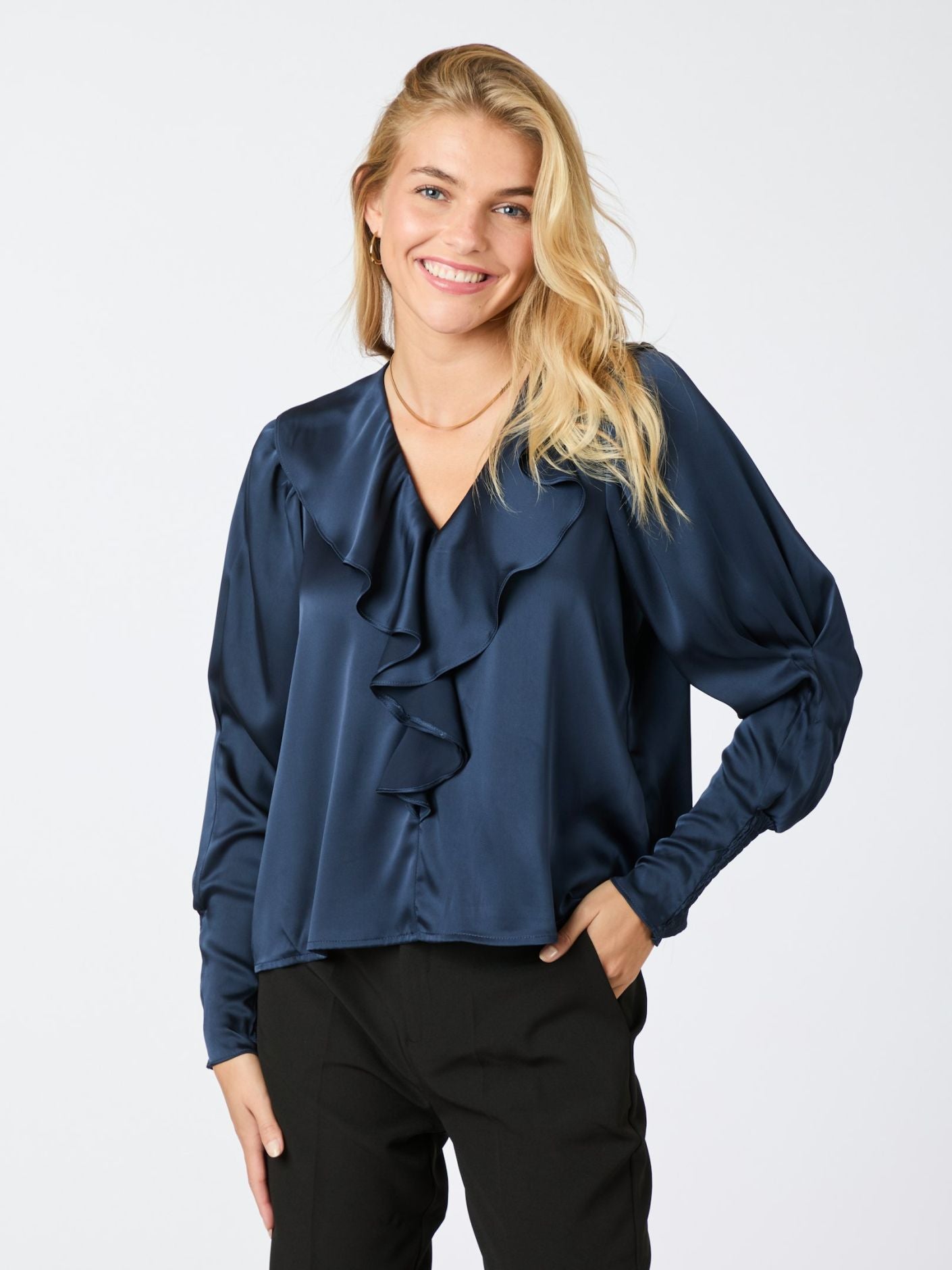 NEO NOIR BLUS SANDIE SATEEN NAVY_93184.jpg