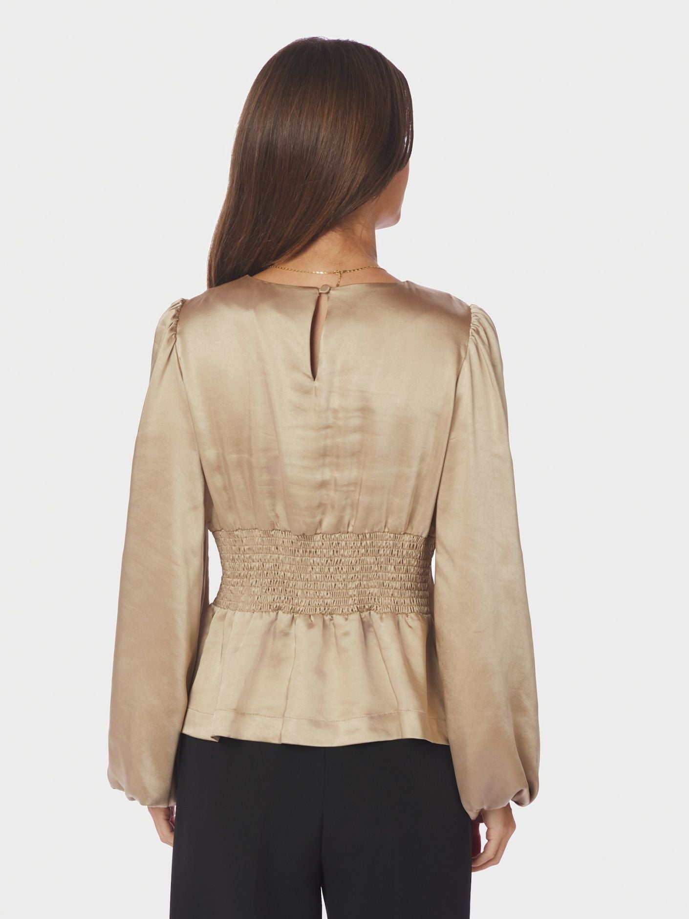 NEO NOIR BLUS VANYA CRUSHED SATEEN GOLD_104953.jpg