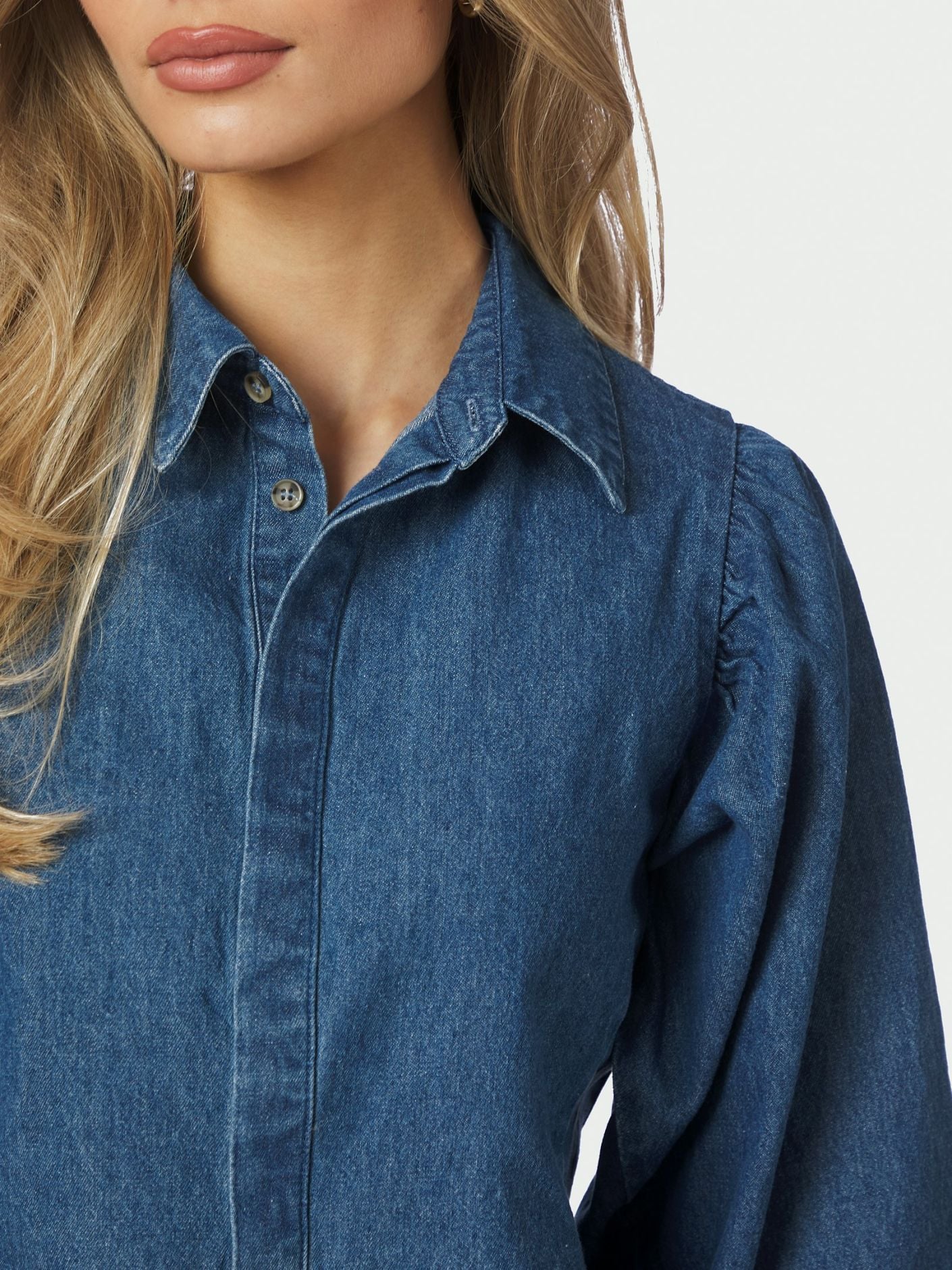 NEO NOIR BLUS WANDANA BLUE_107340.jpg