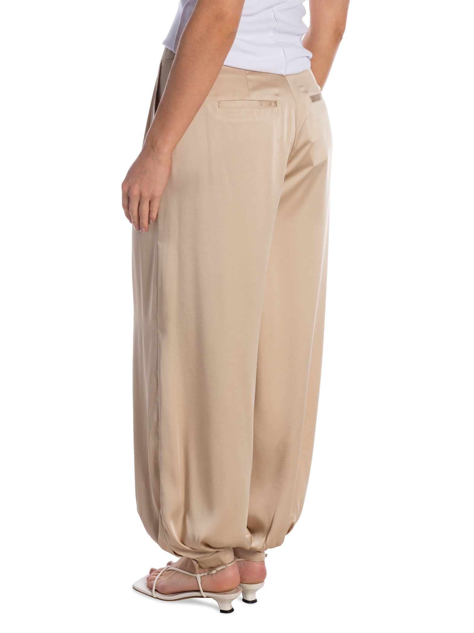 NEO NOIR BYXA FAYLA DRAPY SATIN BALOON DARK SAND_110391.jpg