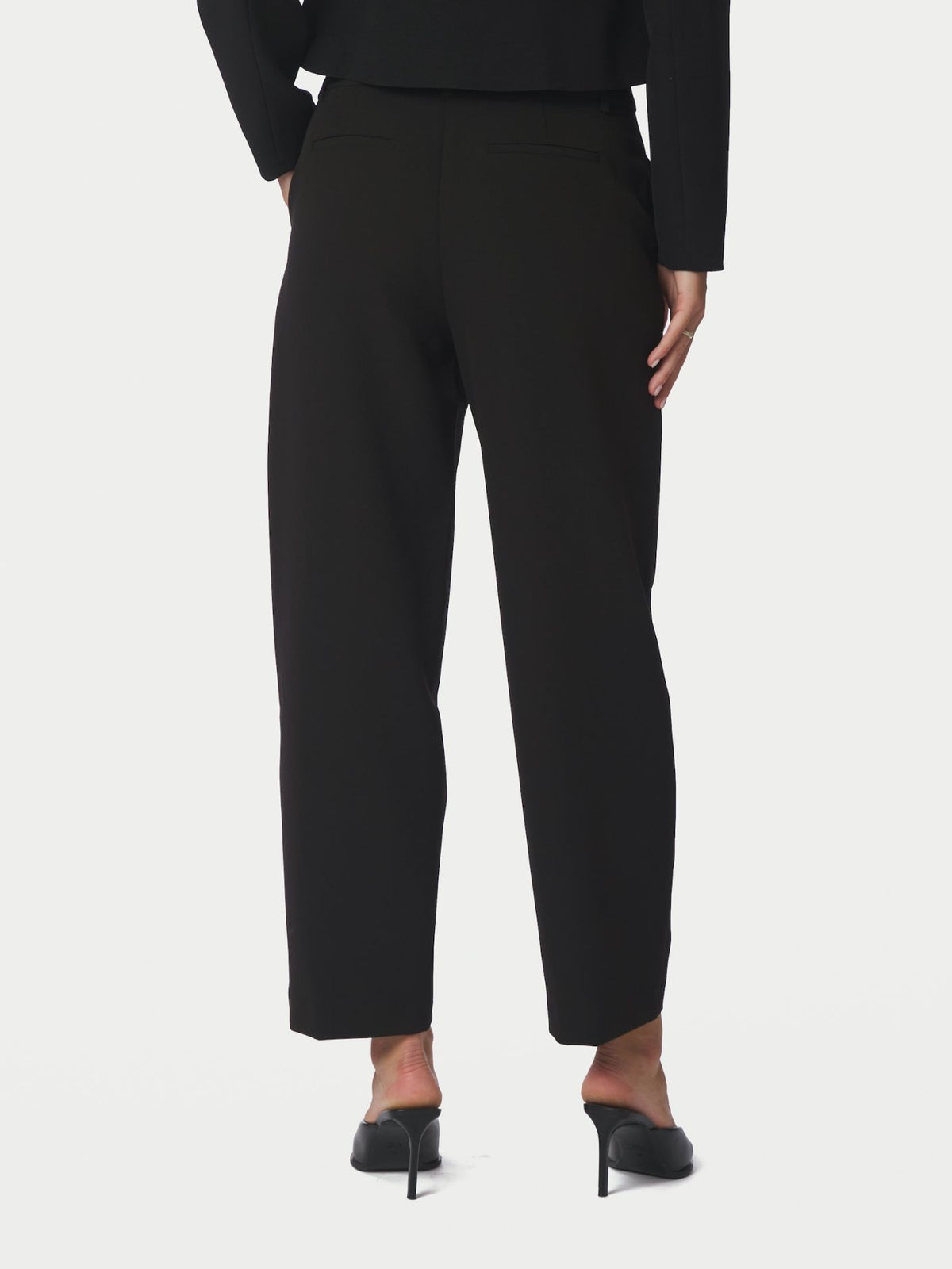 NEO NOIR BYXA GRACIA SUIT BLACK_114204.jpg